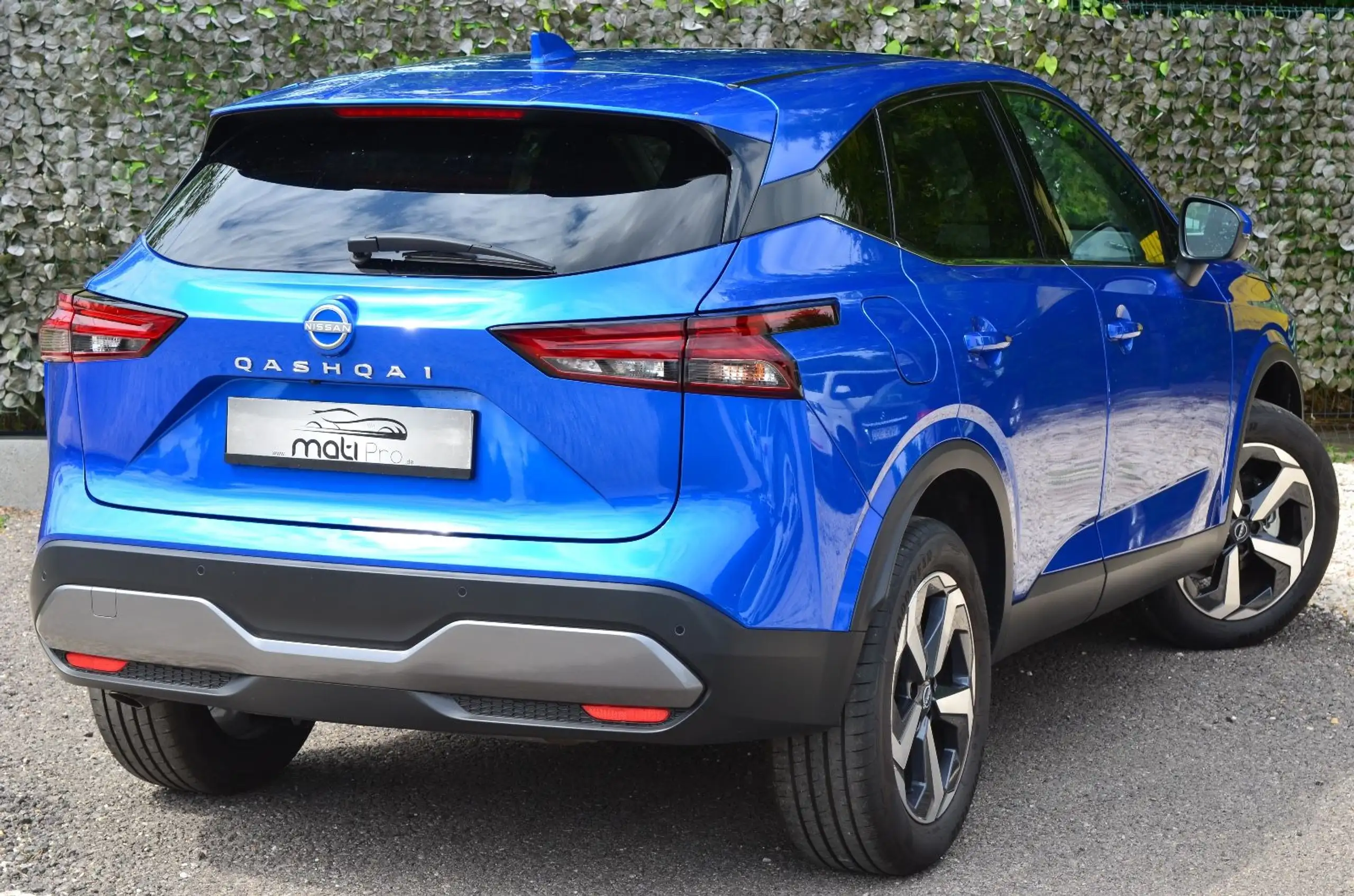 Nissan - Qashqai