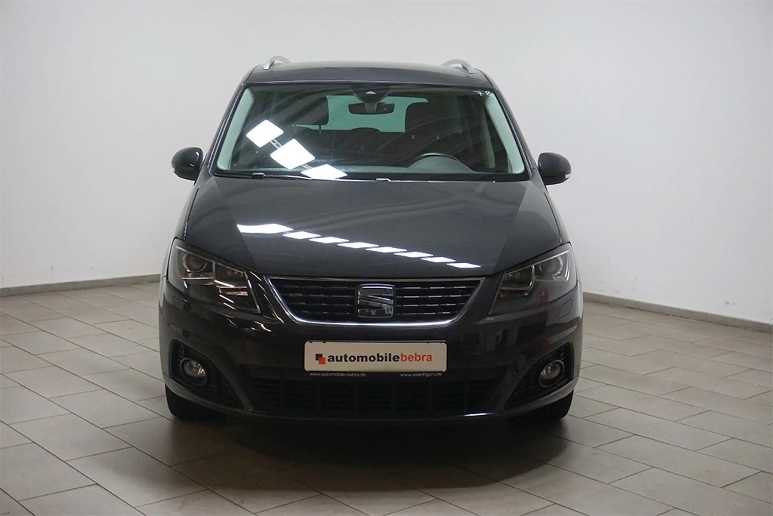 SEAT - Alhambra