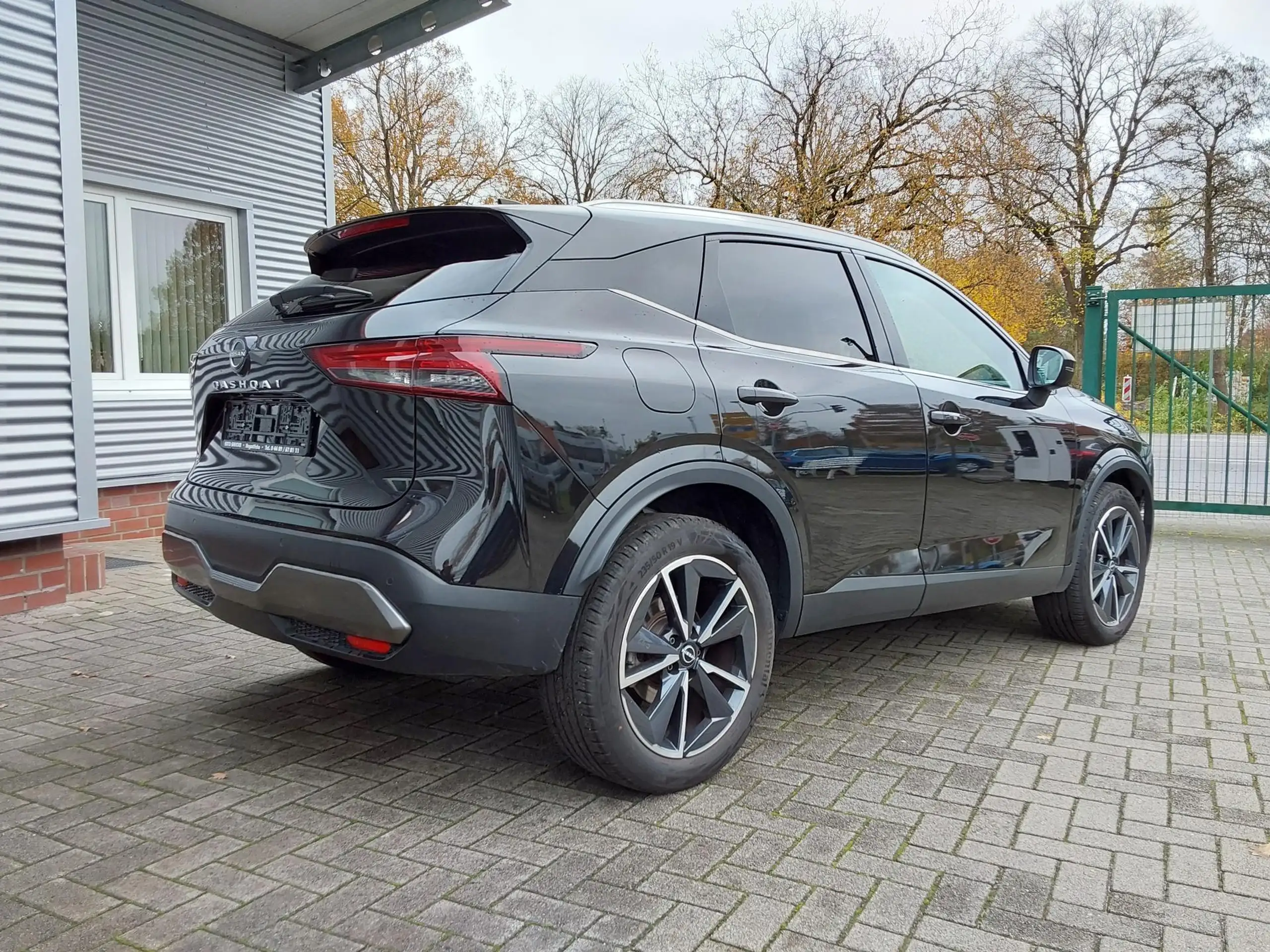 Nissan - Qashqai