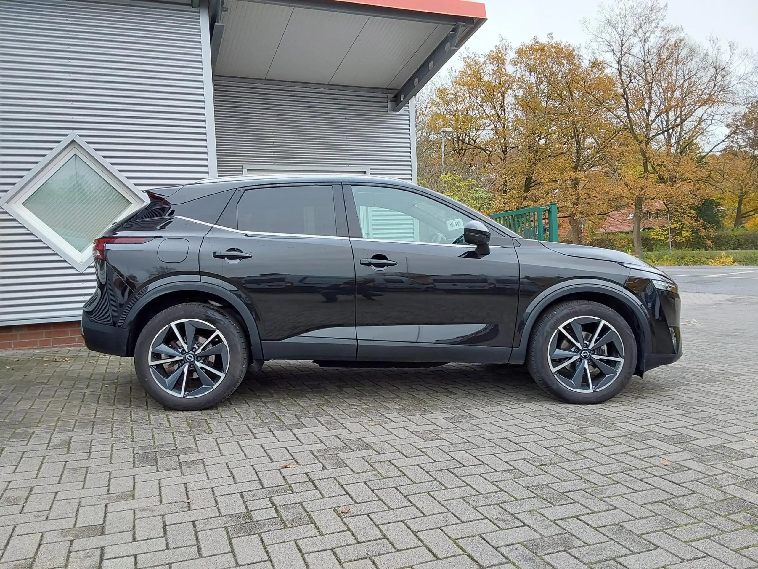 Nissan - Qashqai