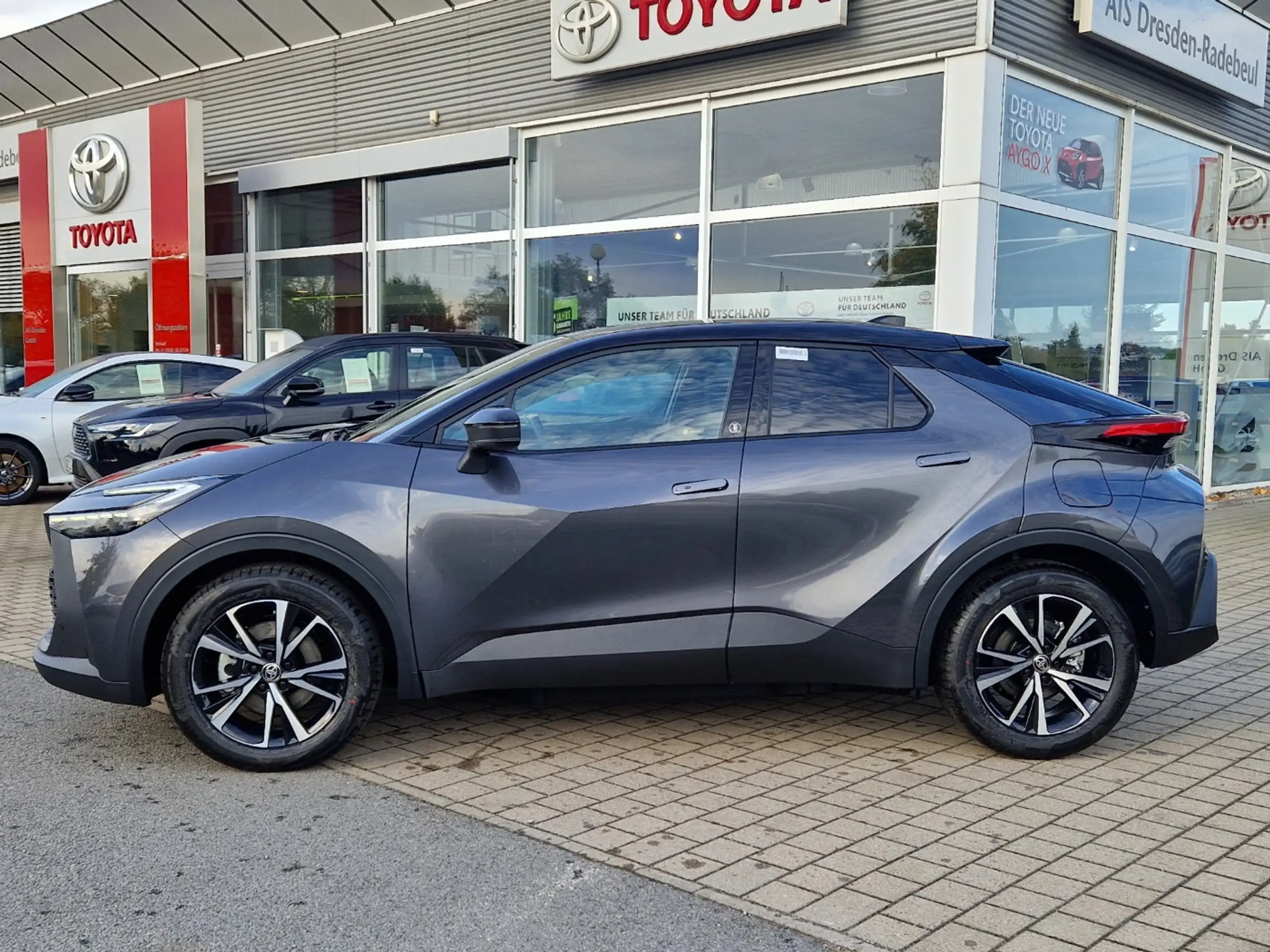 Toyota - C-HR