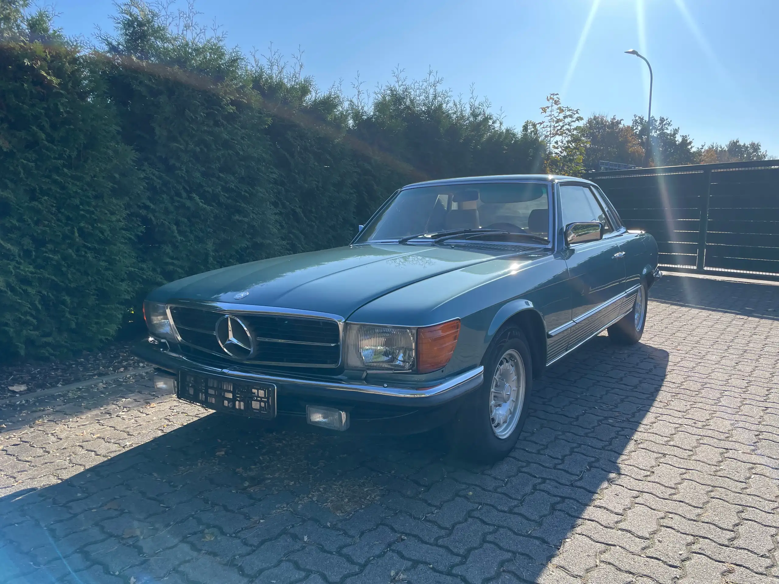 Mercedes-Benz - SLC 500