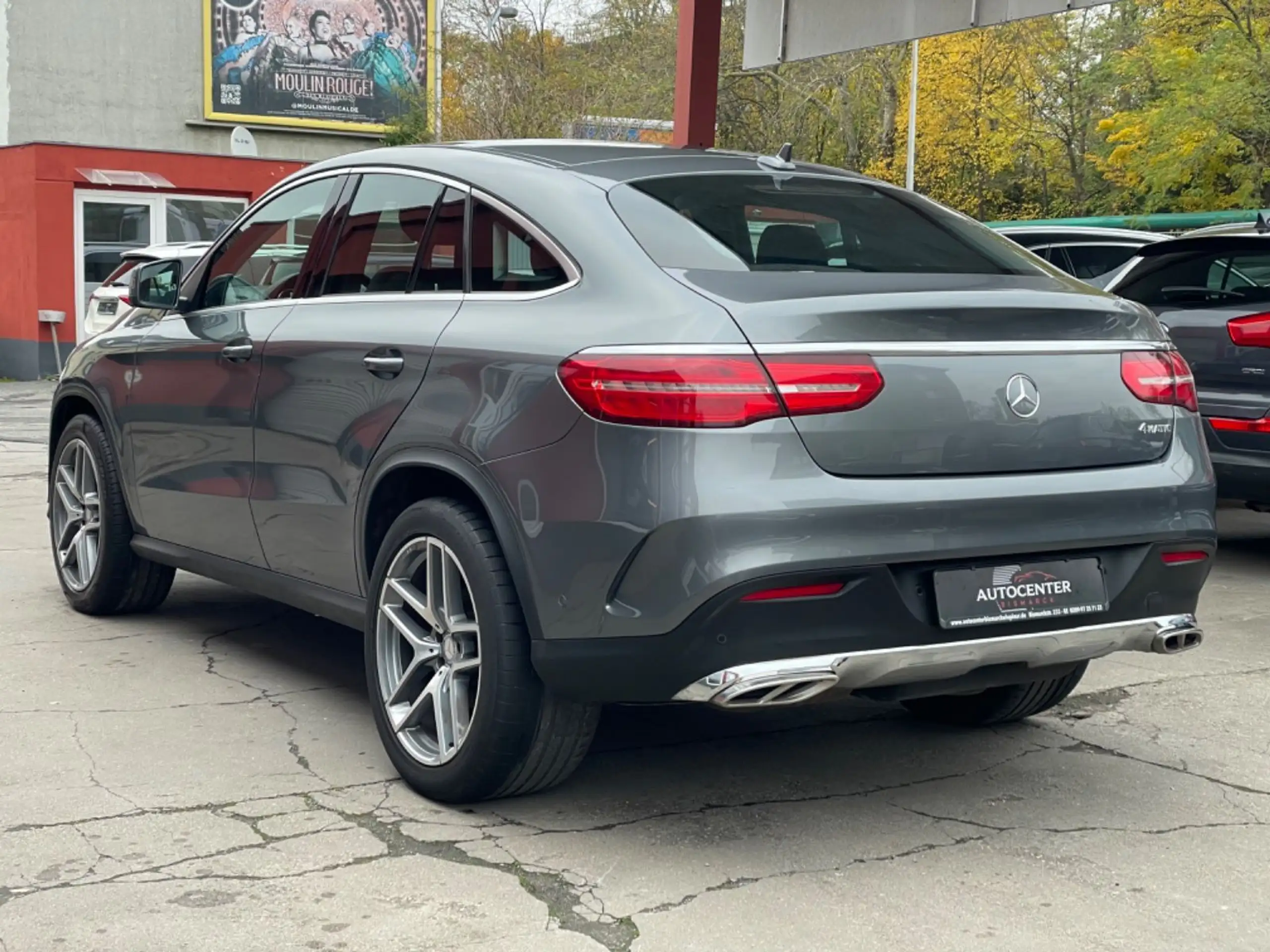 Mercedes-Benz - GLE 350