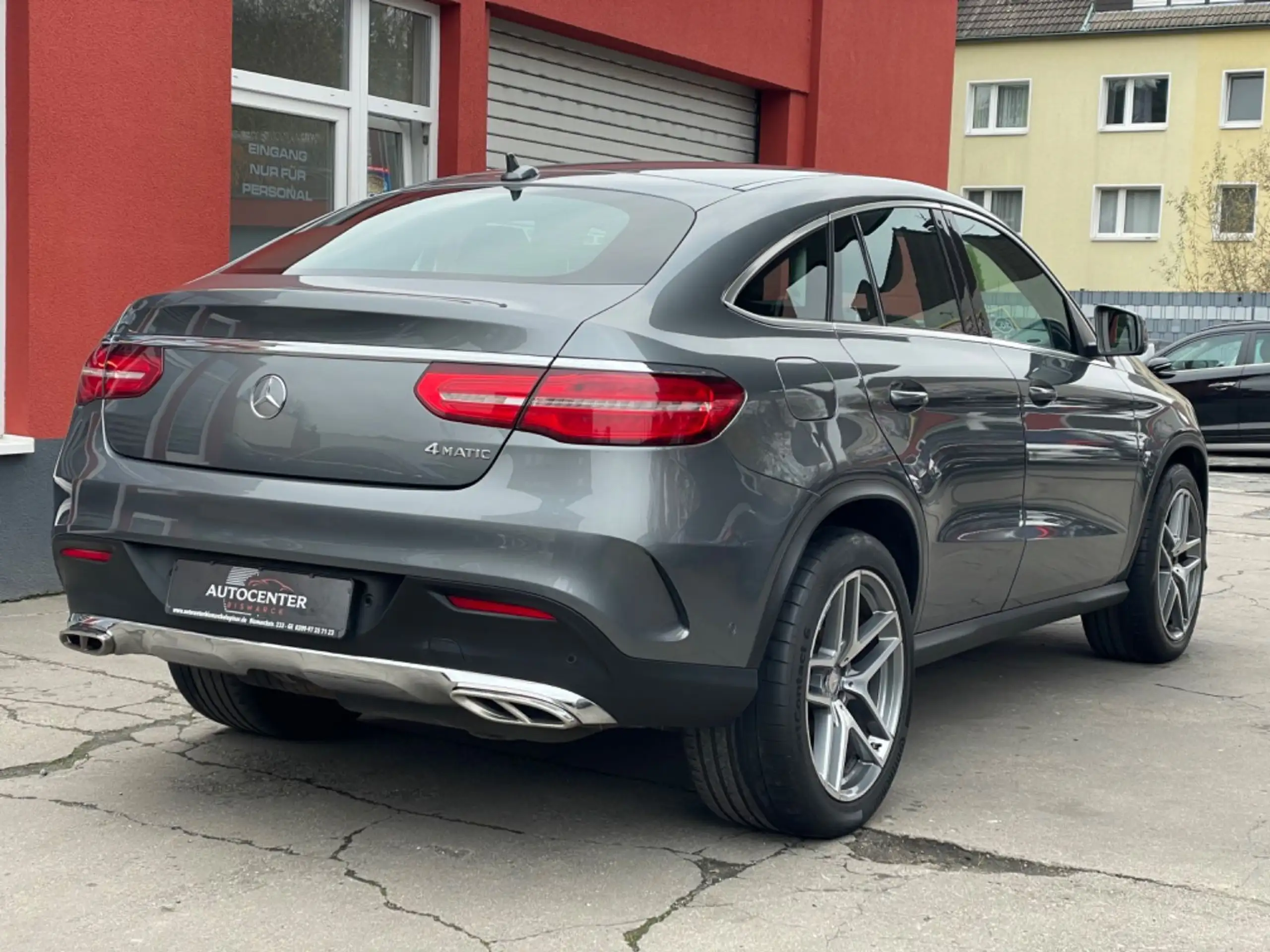 Mercedes-Benz - GLE 350