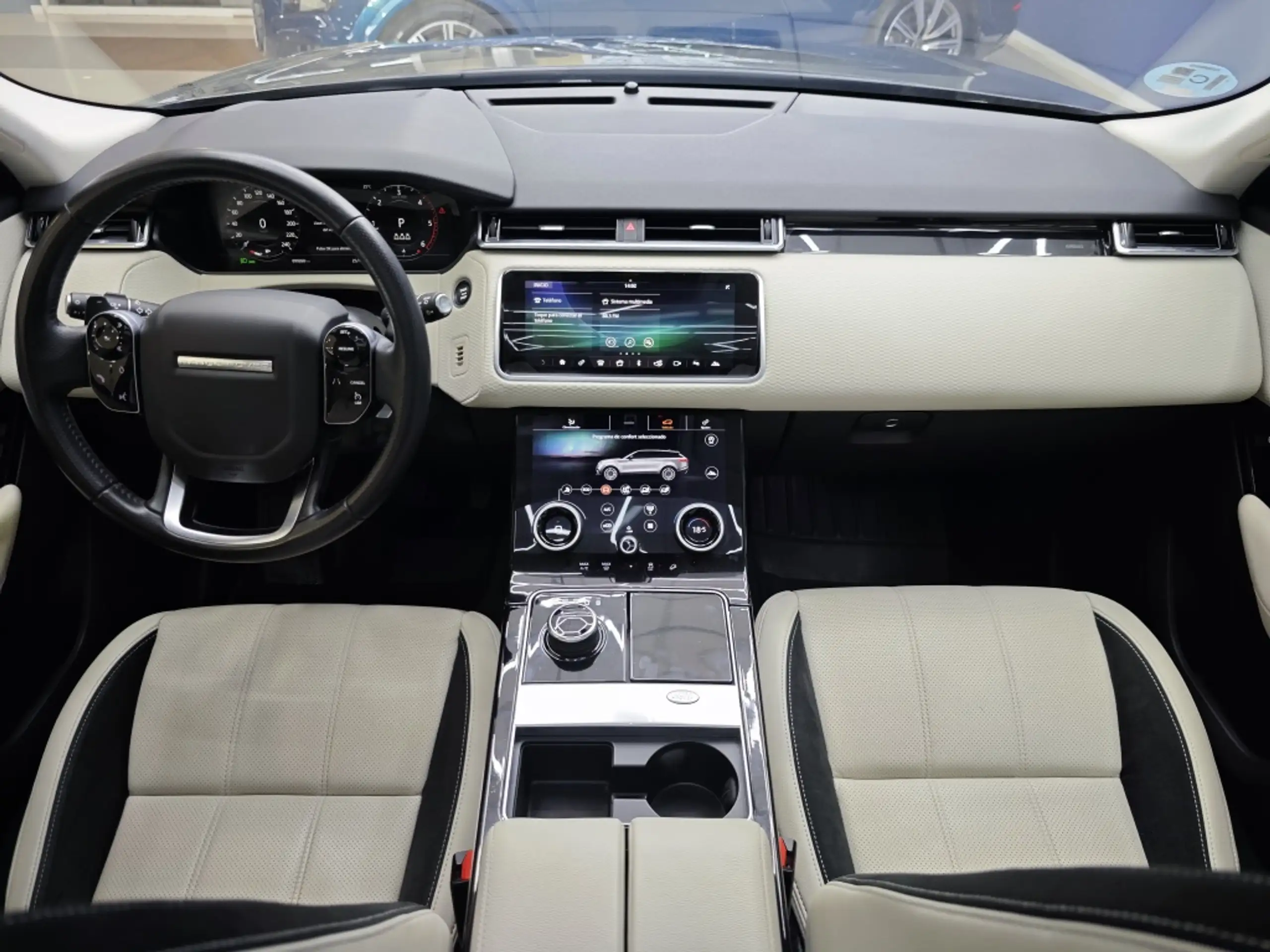 Land Rover - Range Rover Velar