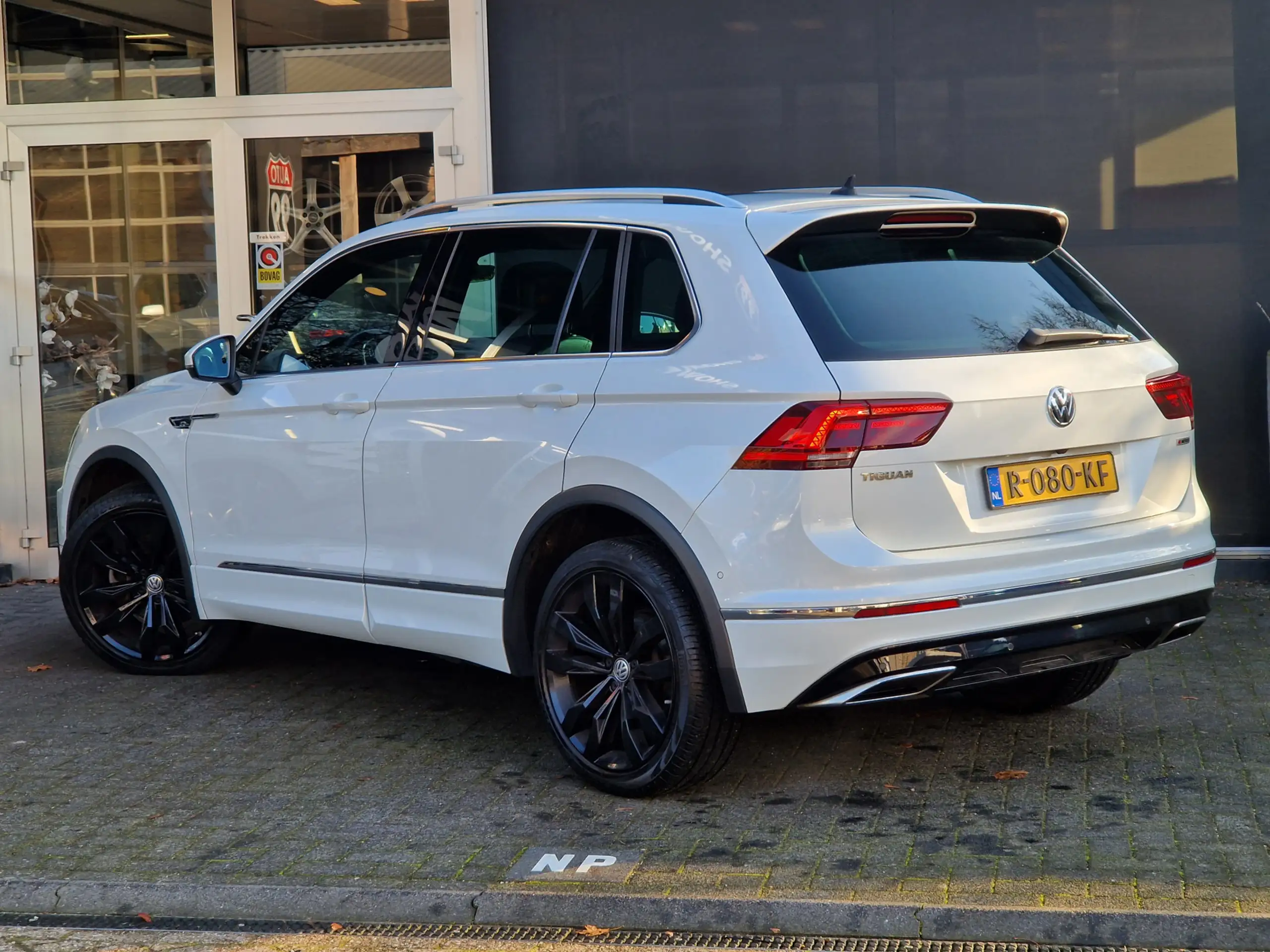 Volkswagen - Tiguan