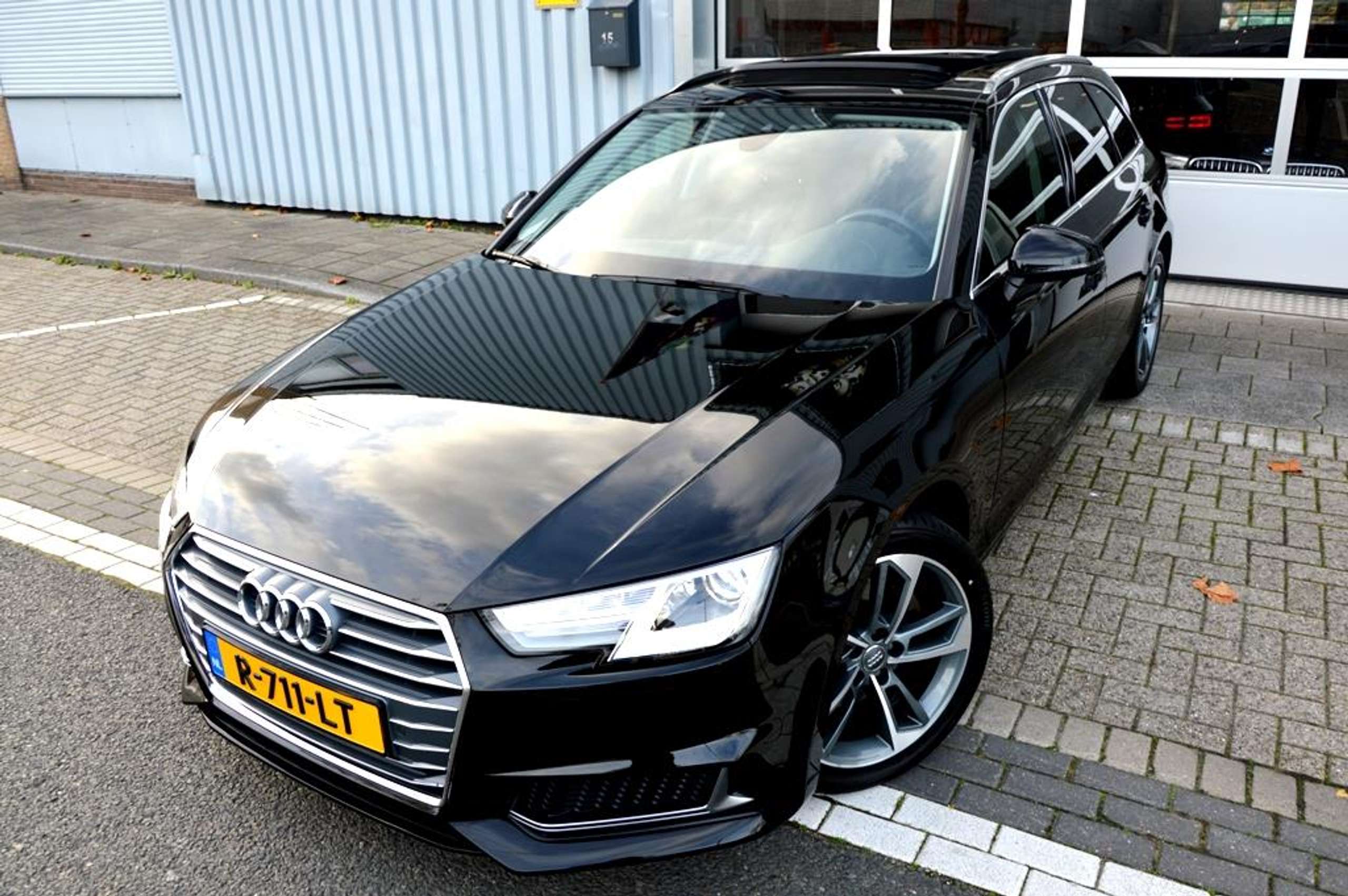 Audi - A4