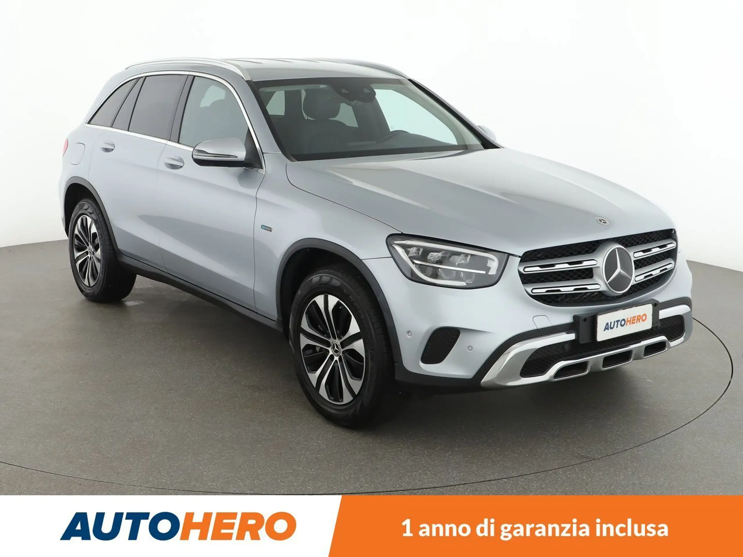 Mercedes-Benz - GLC 300