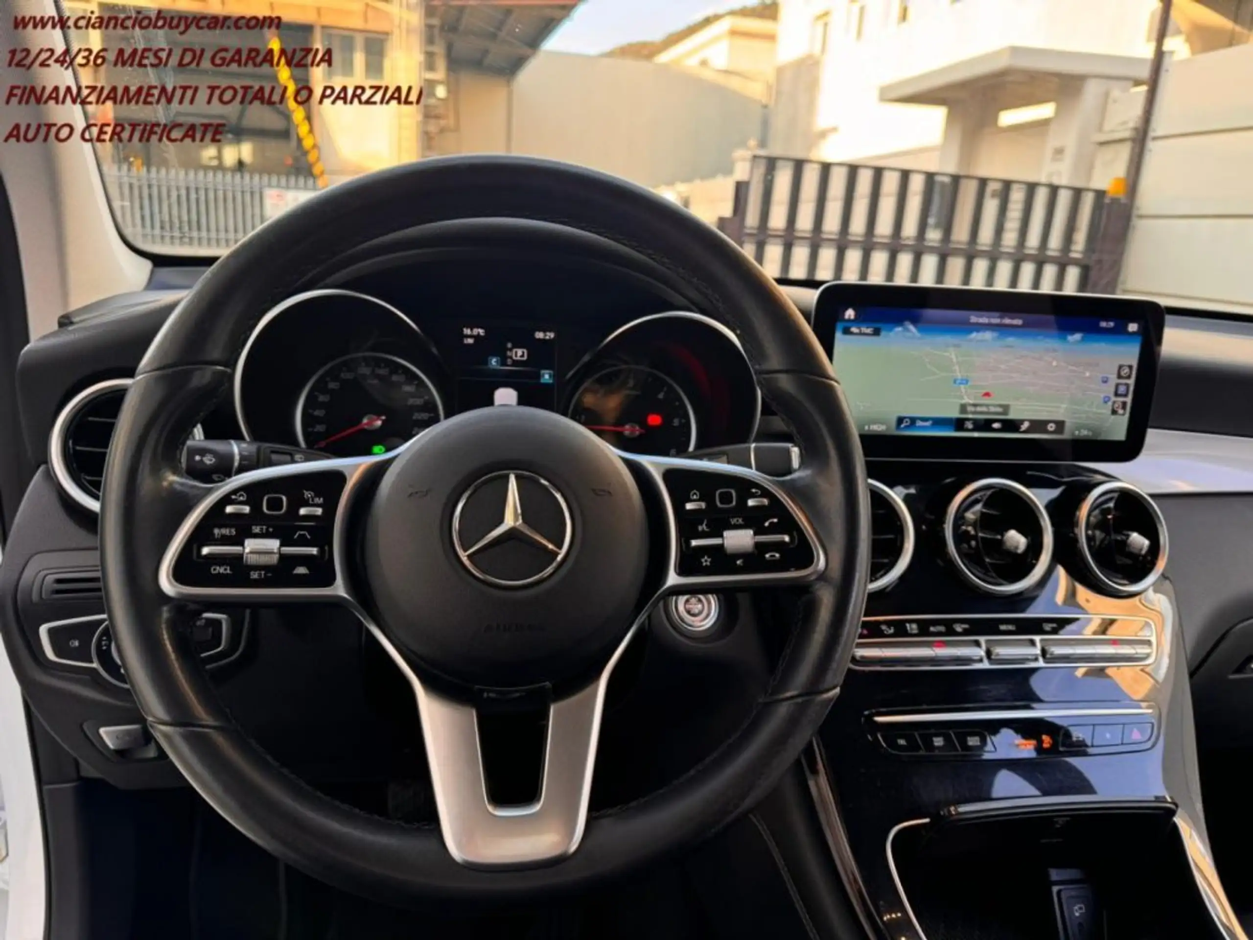 Mercedes-Benz - GLC 200