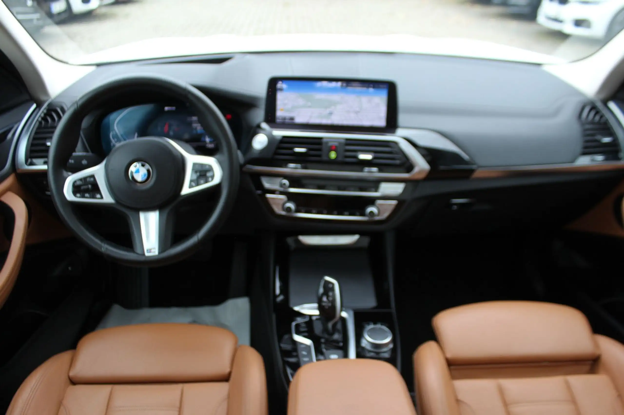 BMW - X3