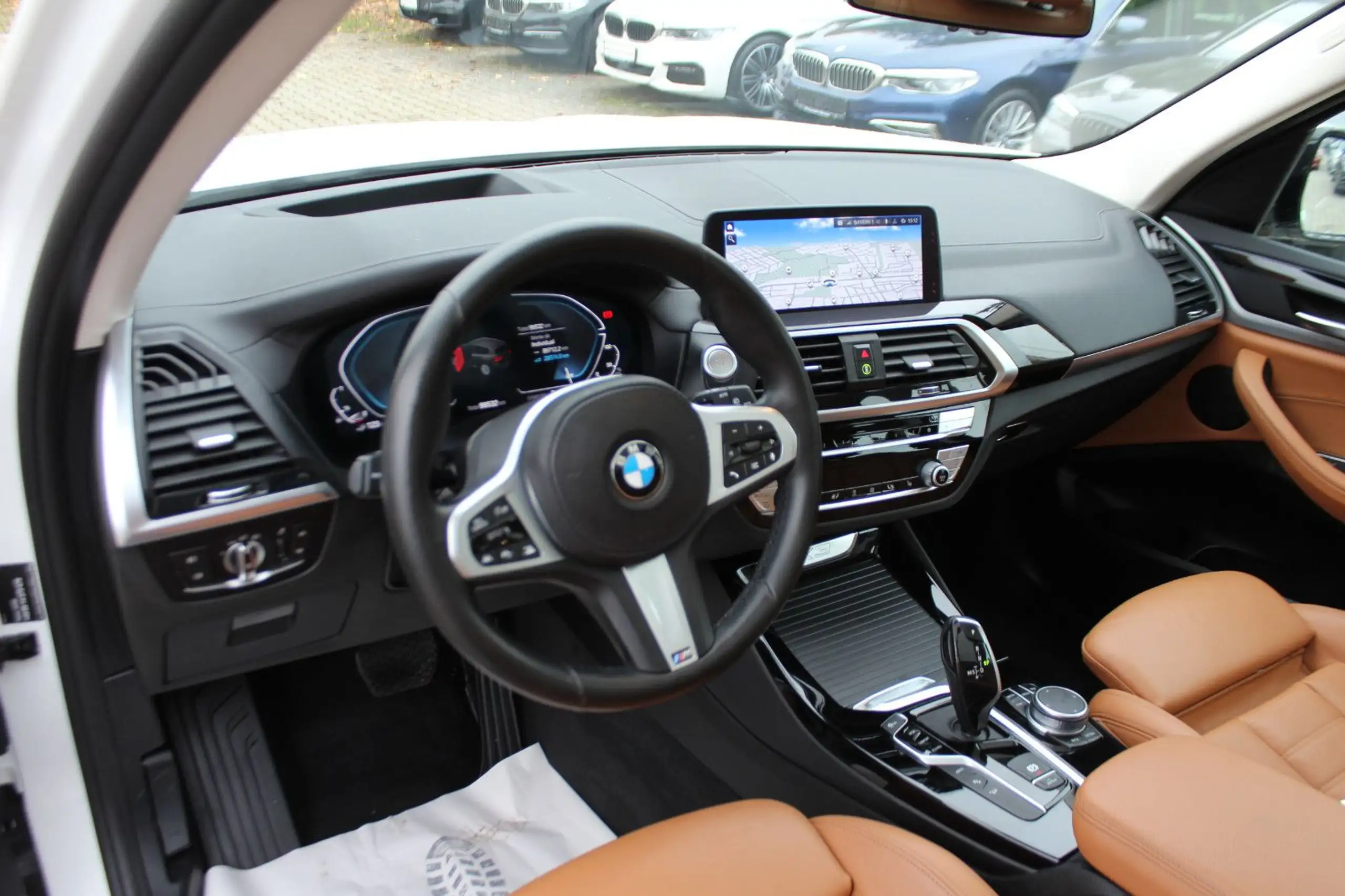 BMW - X3