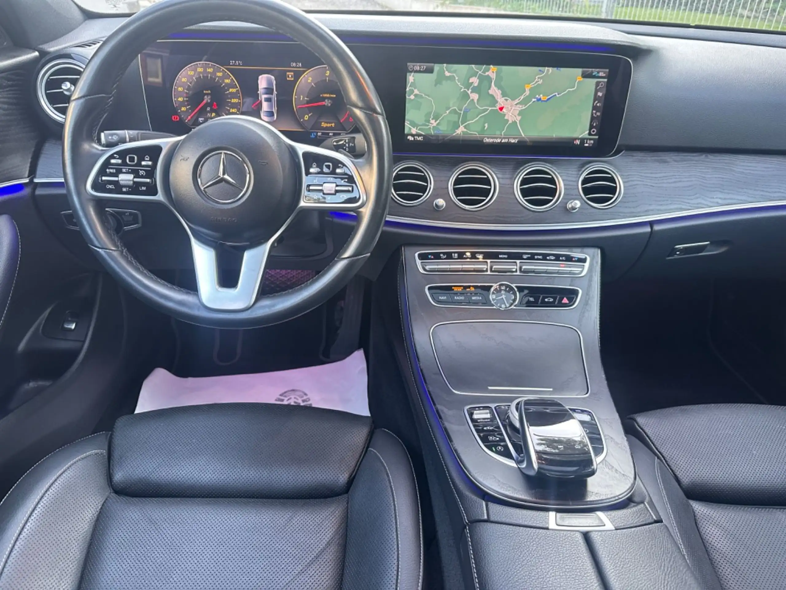 Mercedes-Benz - E 400