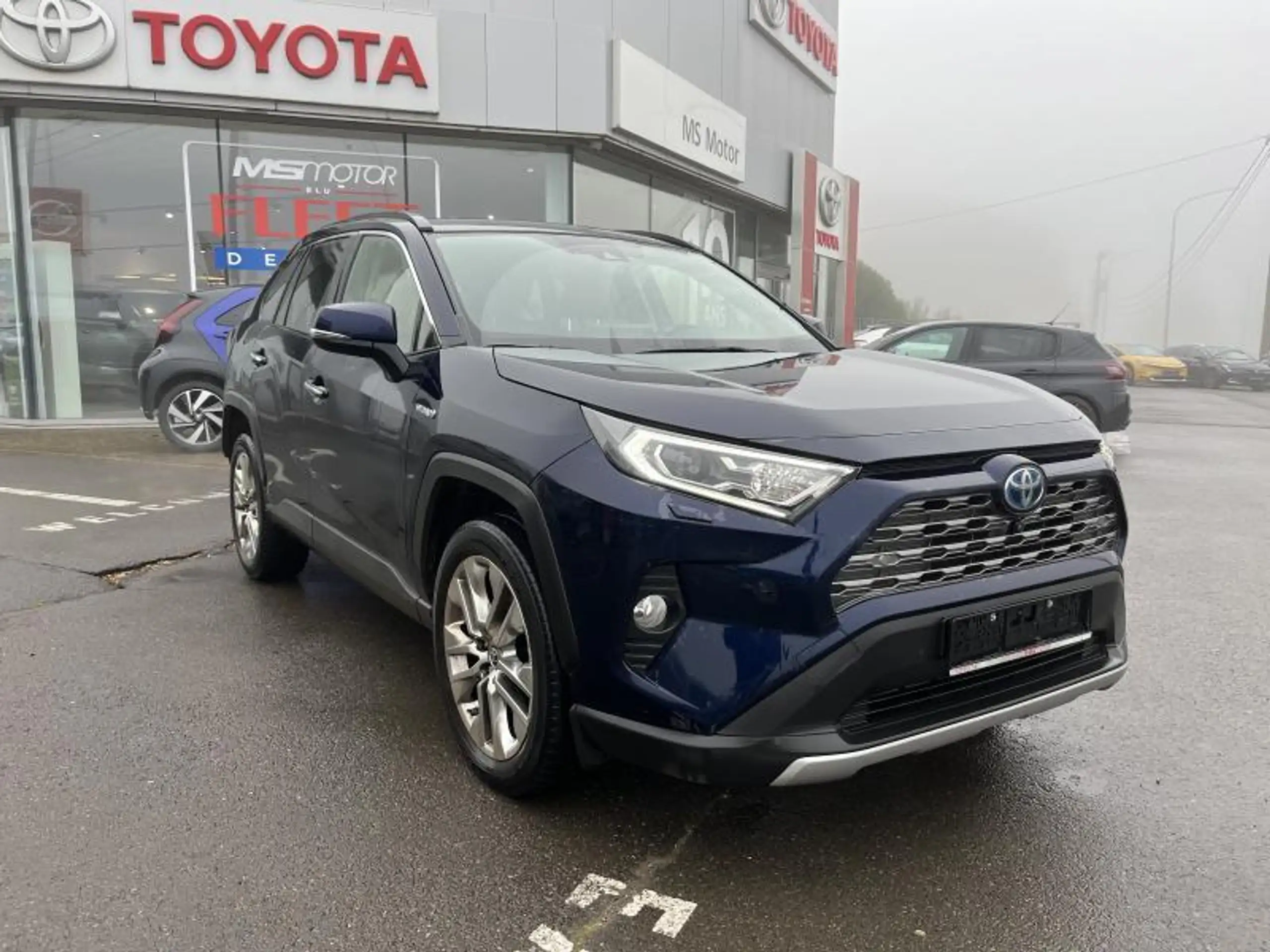 Toyota - RAV 4