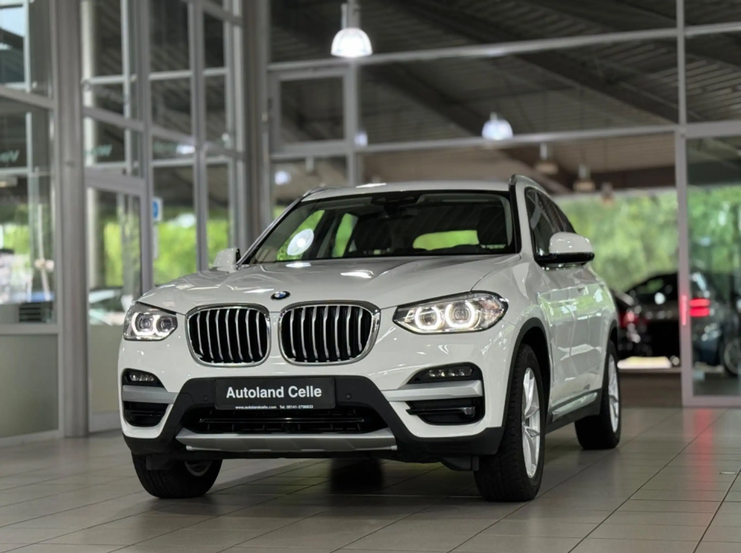 BMW - X3