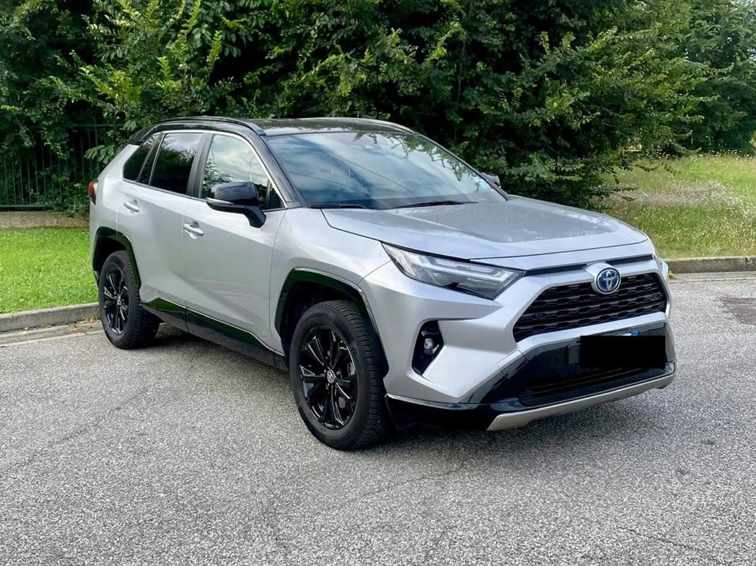 Toyota - RAV 4