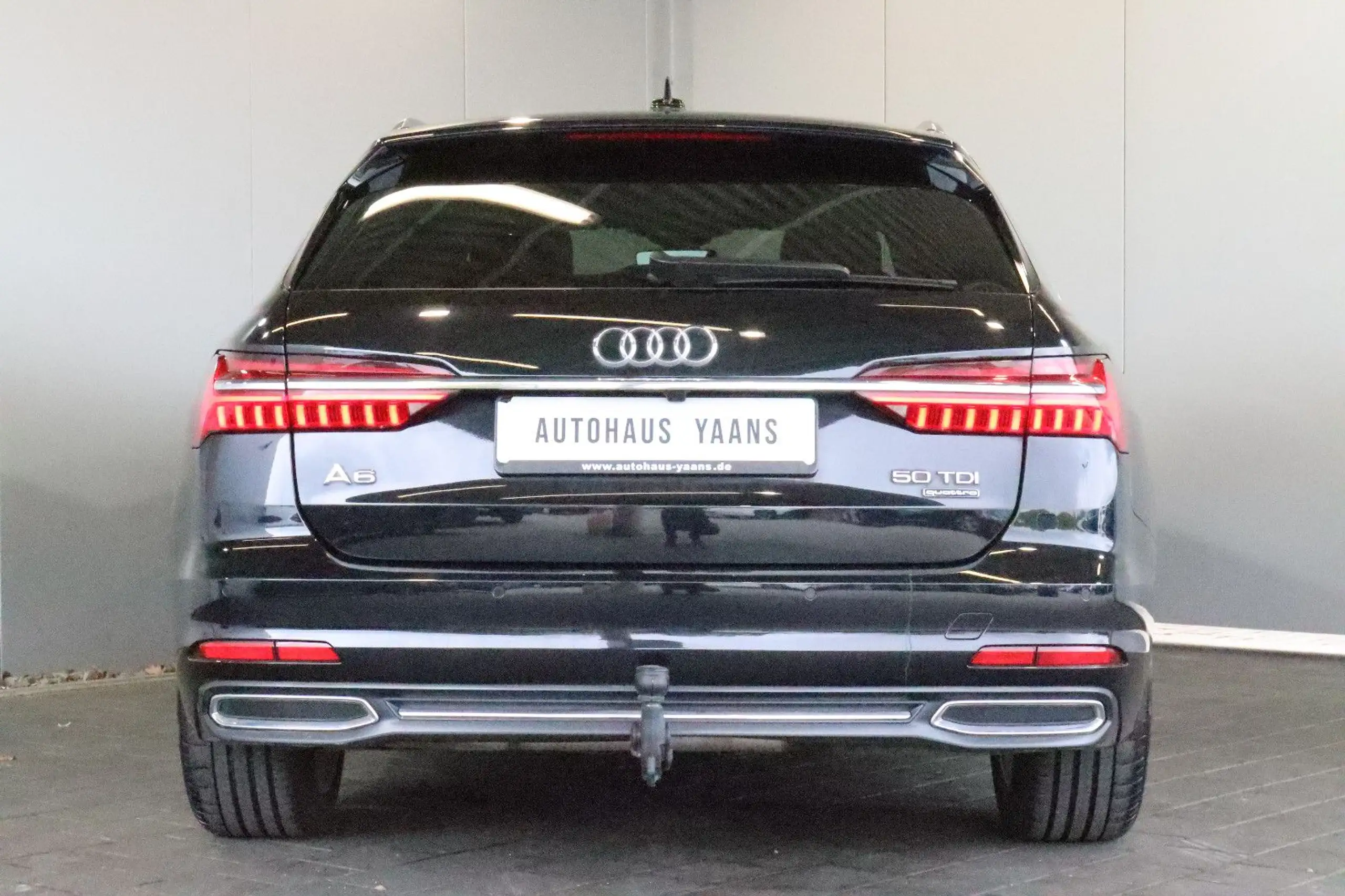 Audi - A6