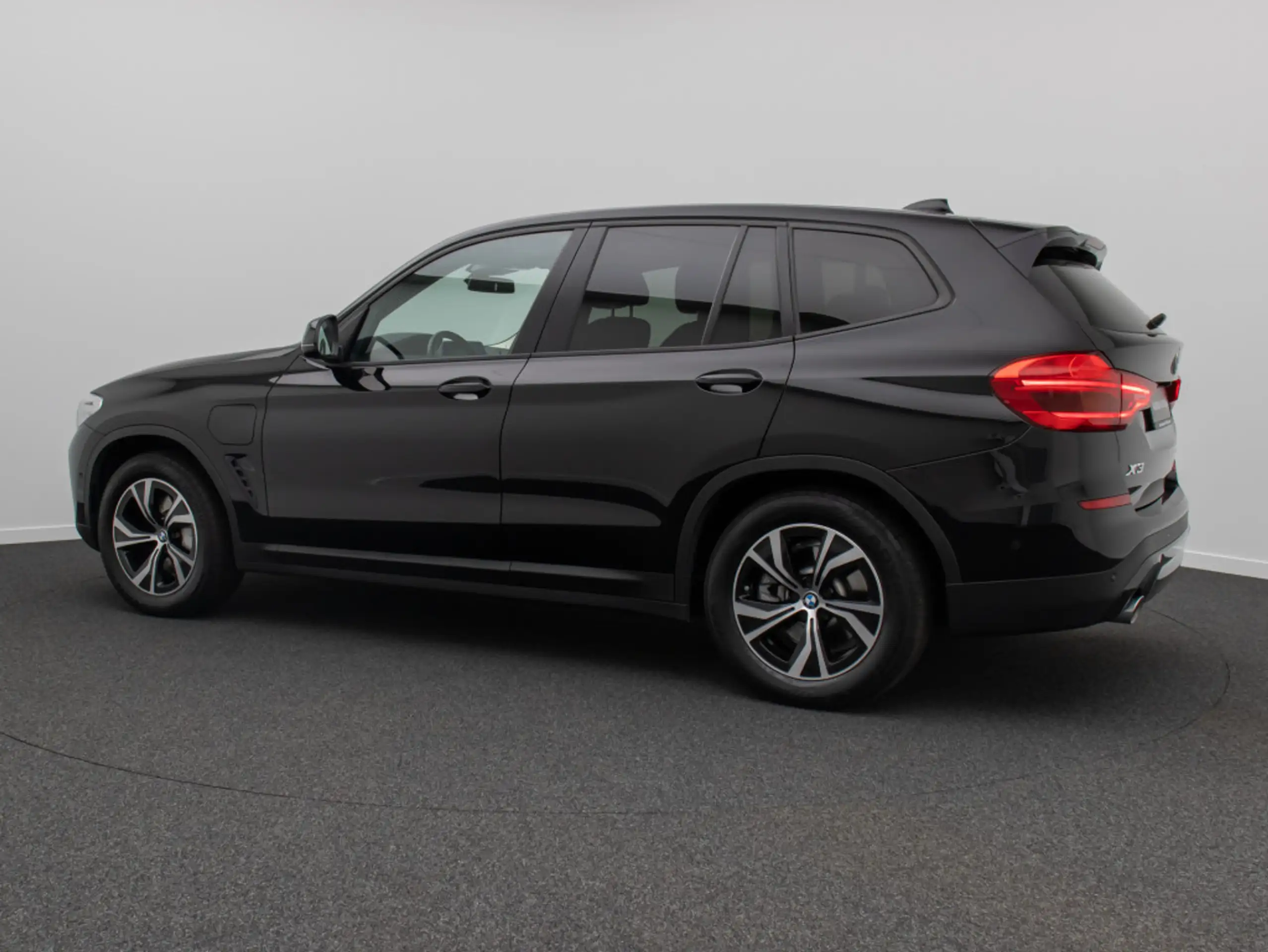 BMW - X3