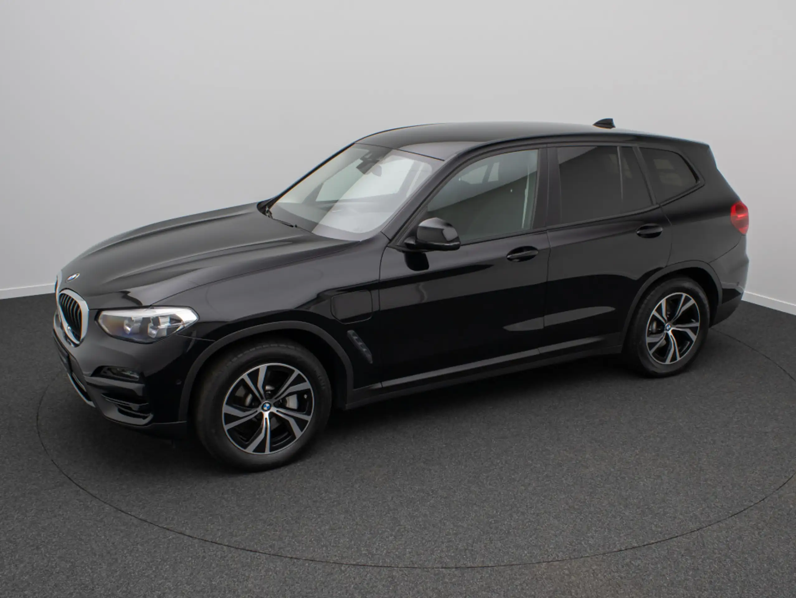 BMW - X3