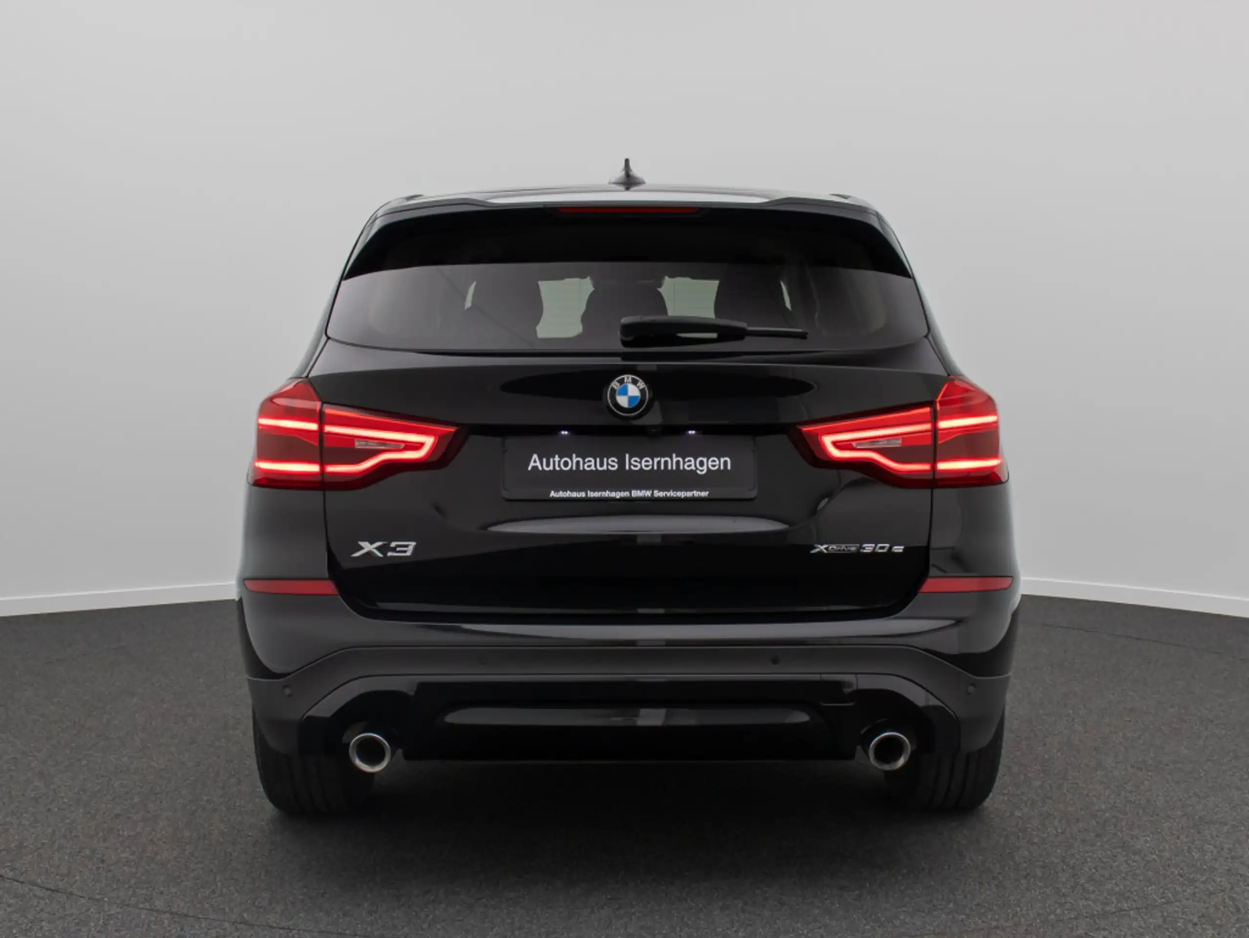 BMW - X3