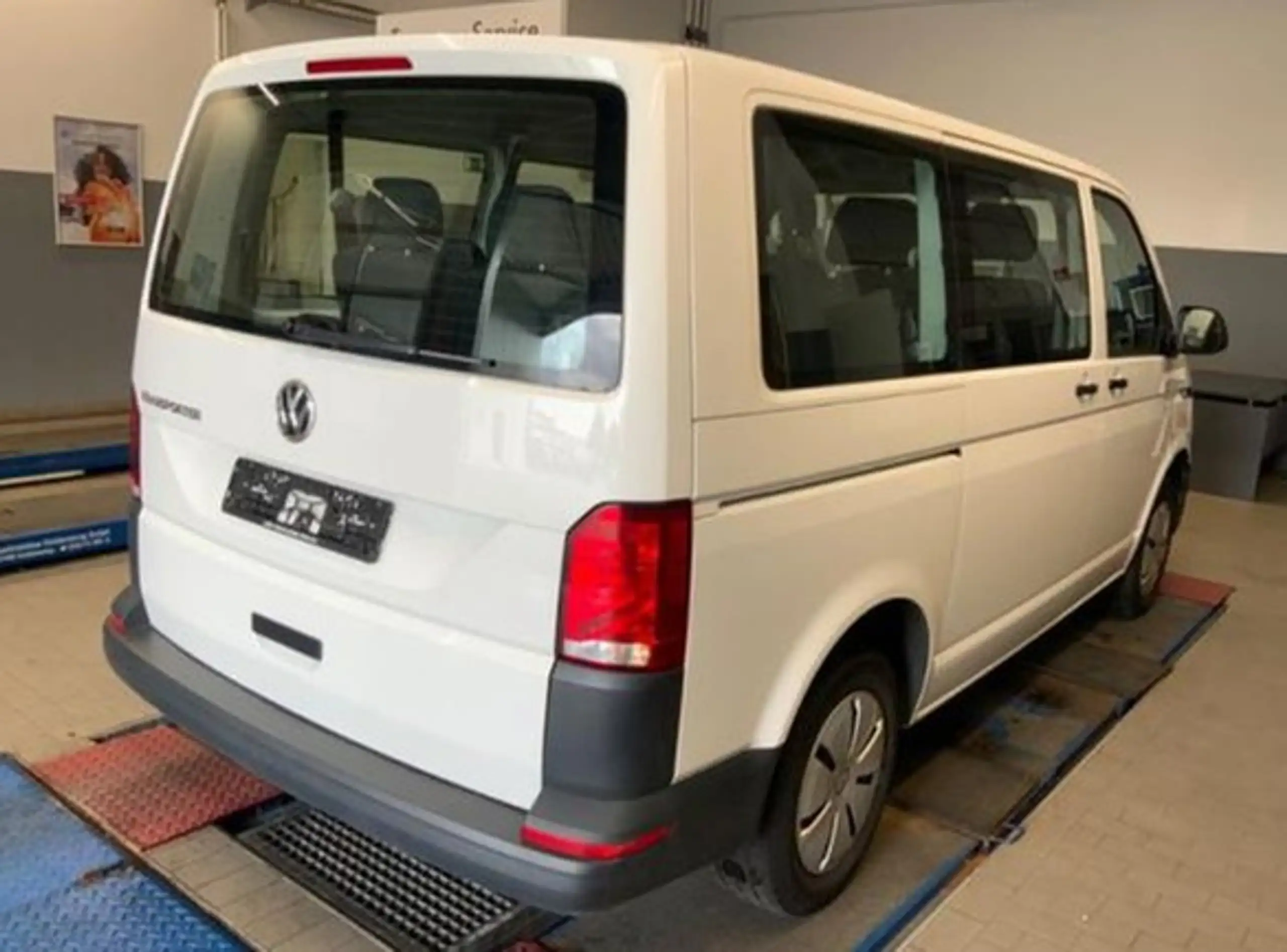 Volkswagen - T6.1 Transporter