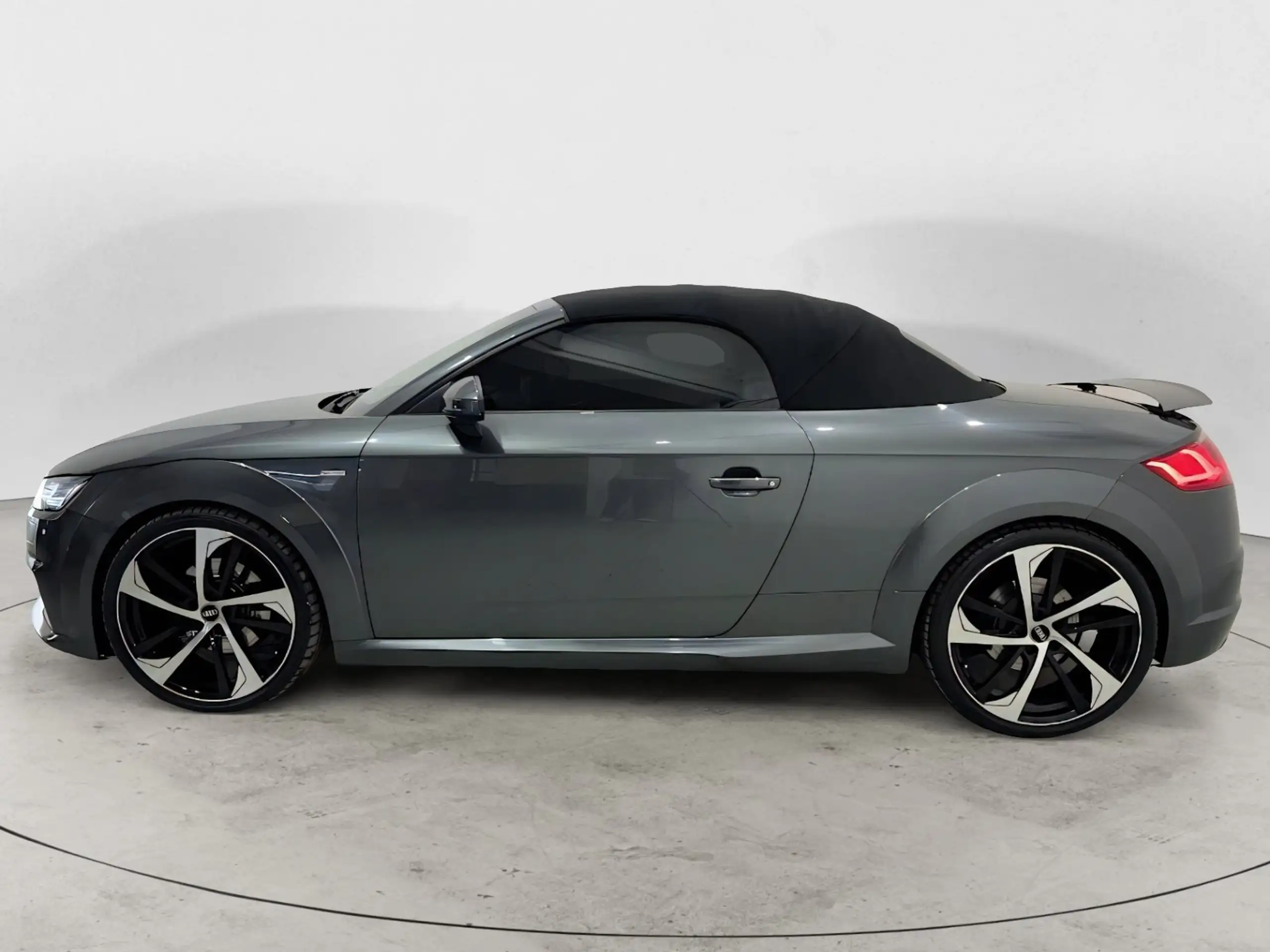 Audi - TT