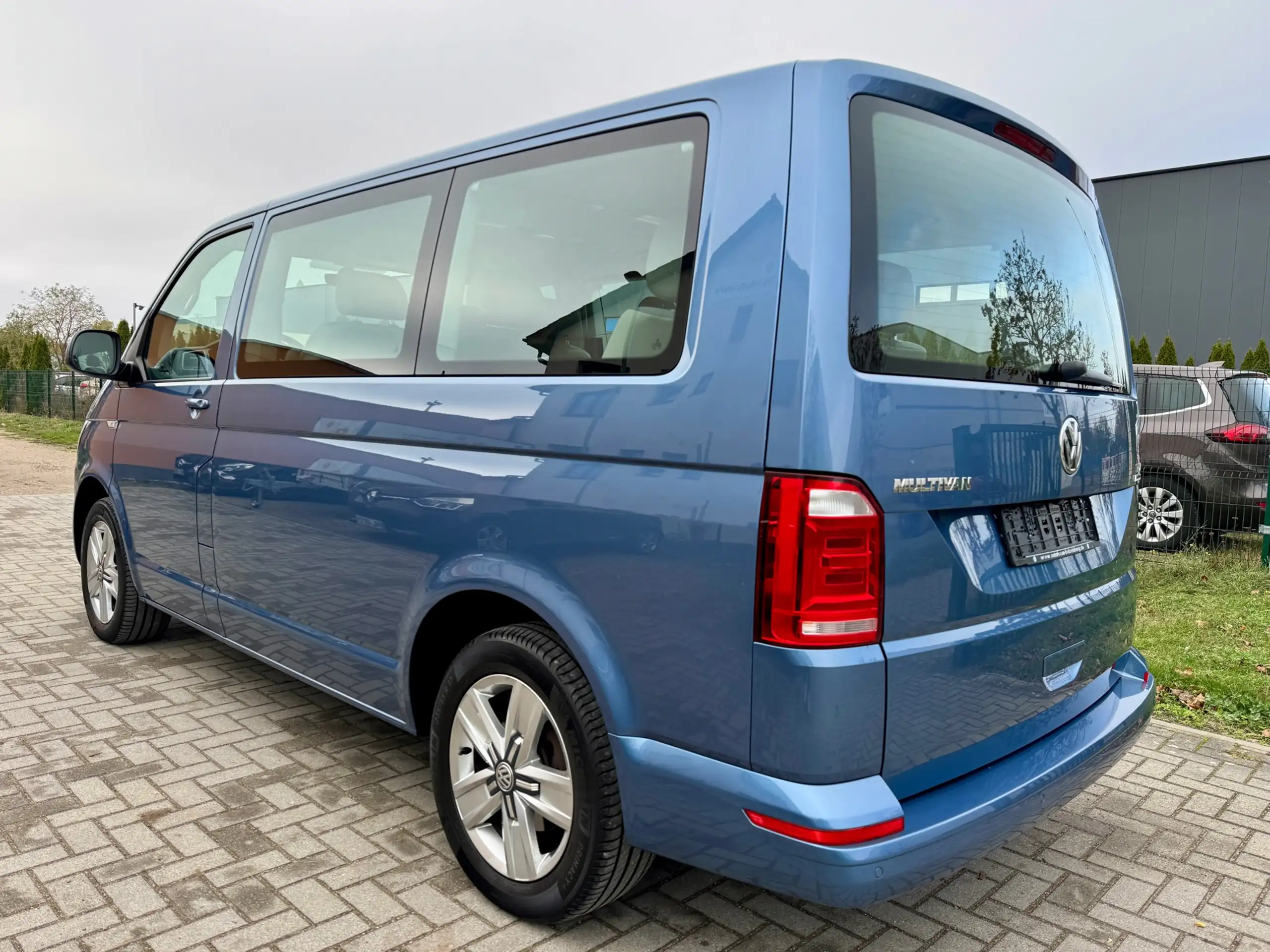 Volkswagen - T6 Multivan