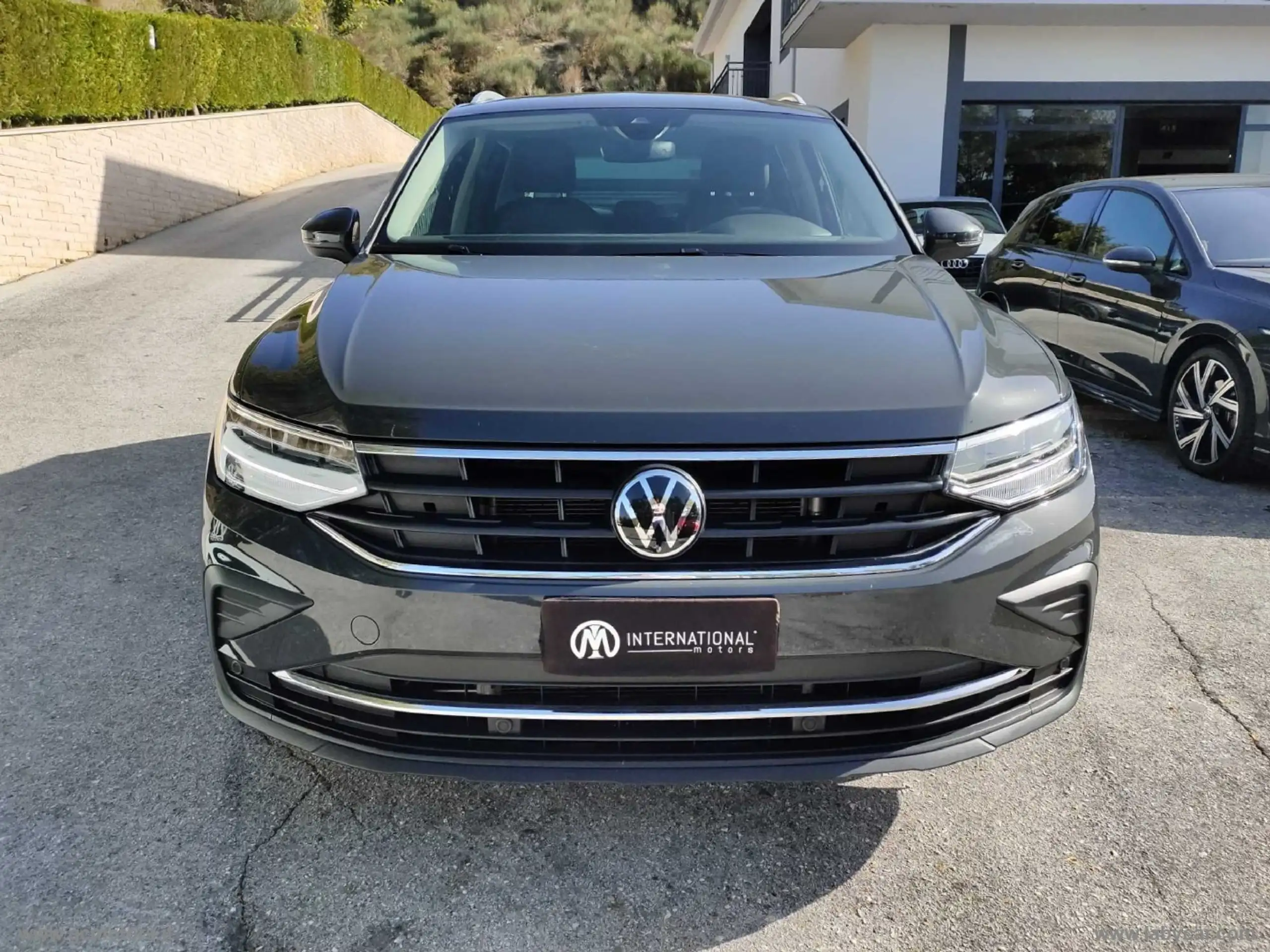 Volkswagen - Tiguan