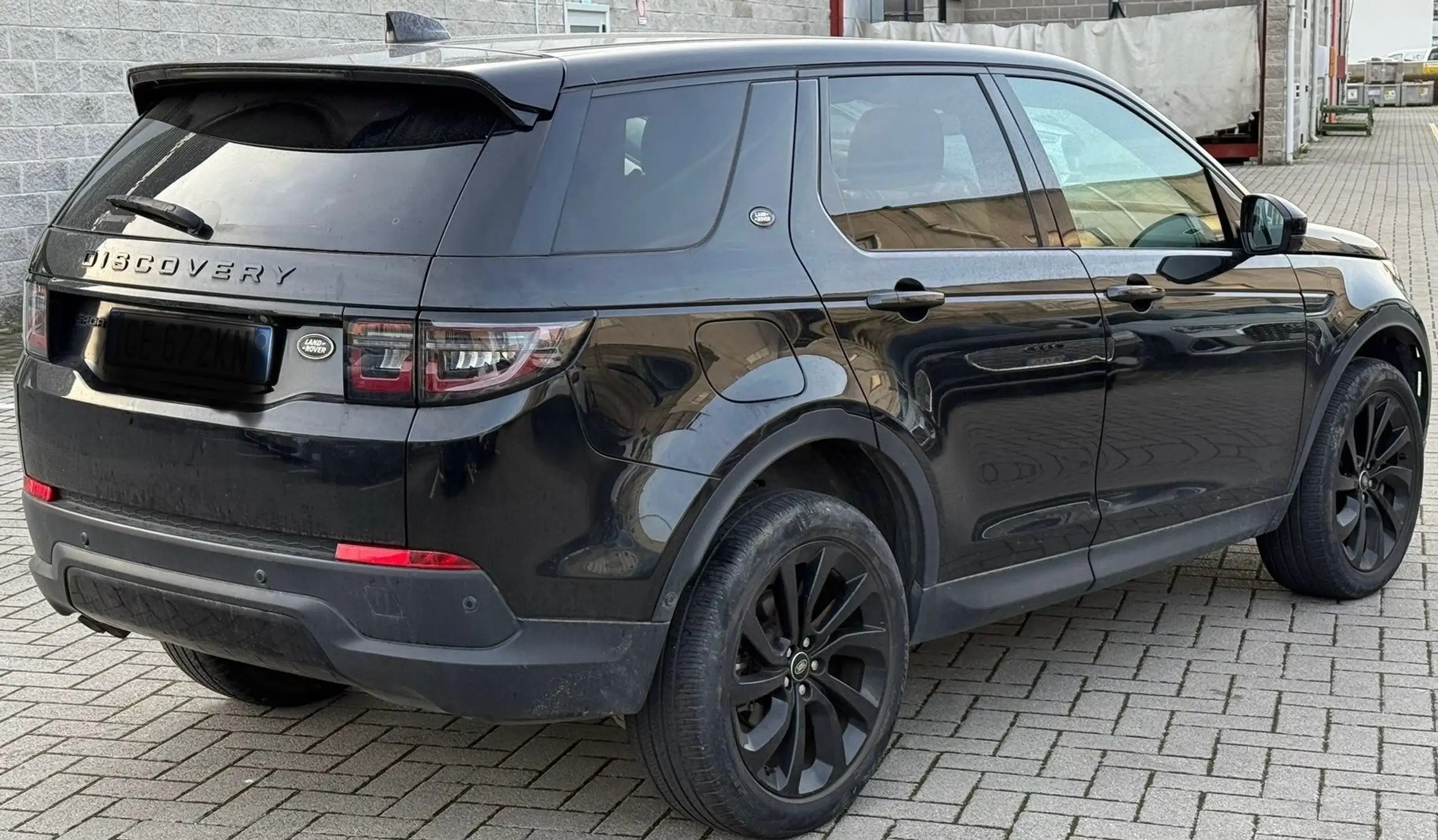 Land Rover - Discovery Sport