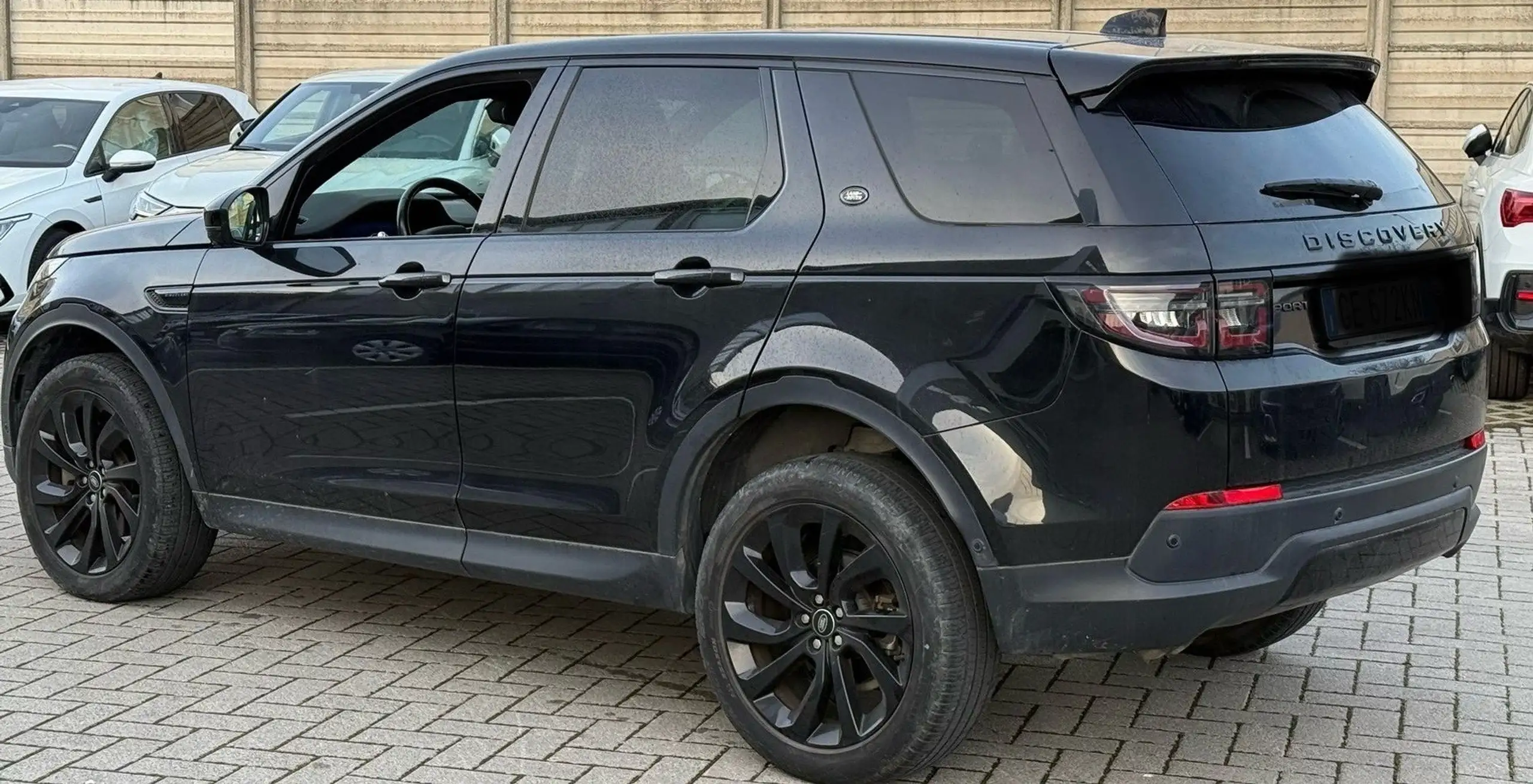 Land Rover - Discovery Sport