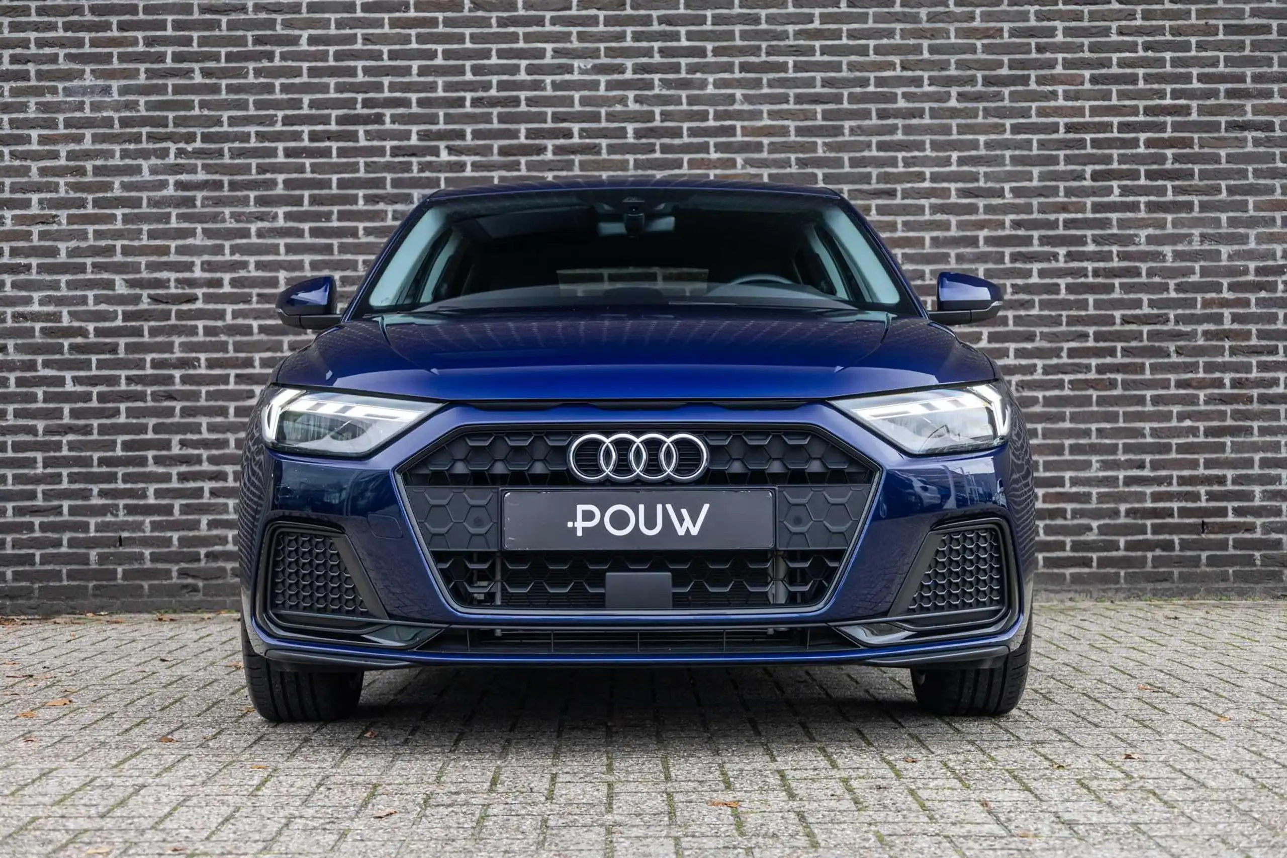 Audi - A1