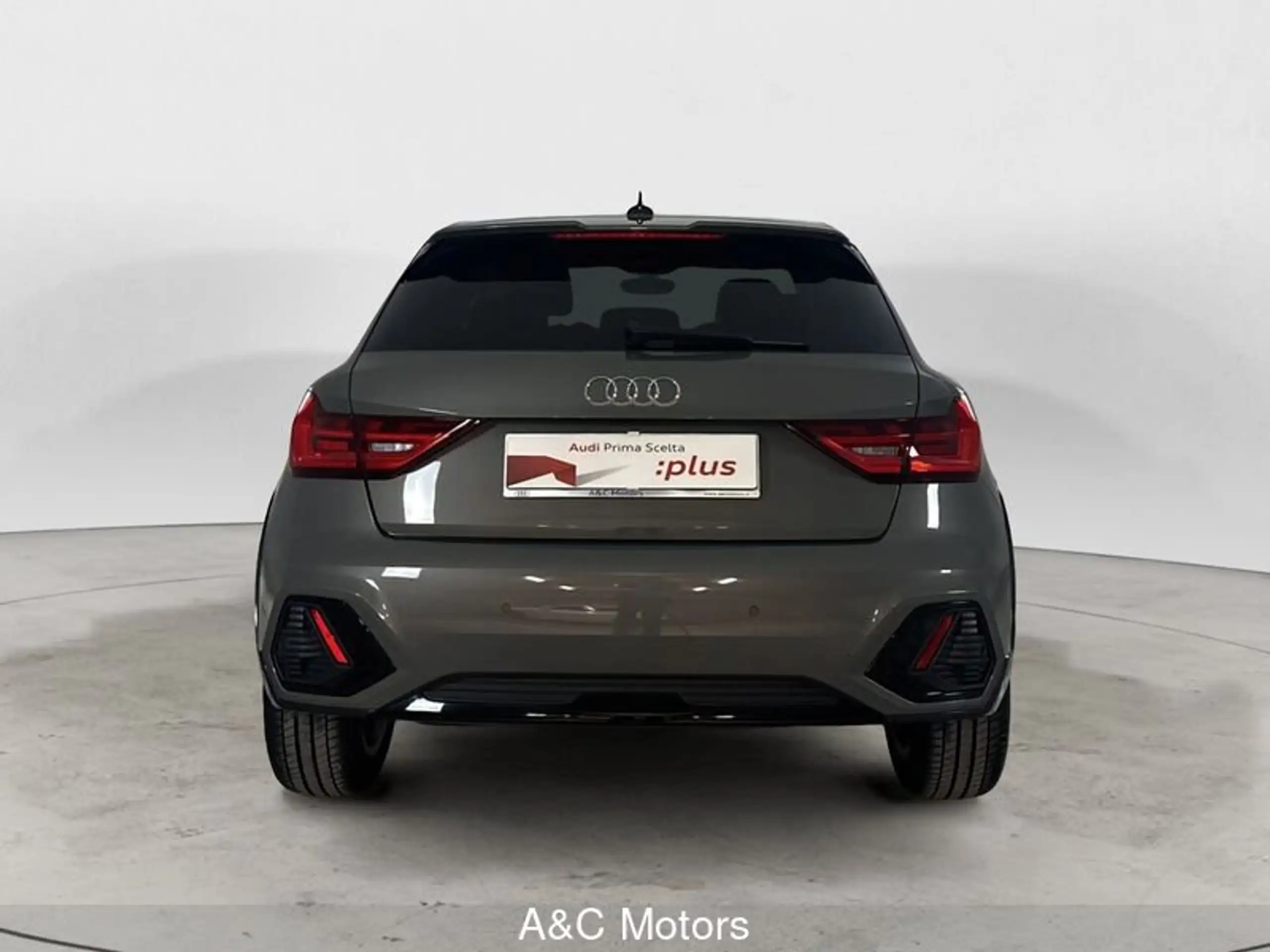 Audi - A1