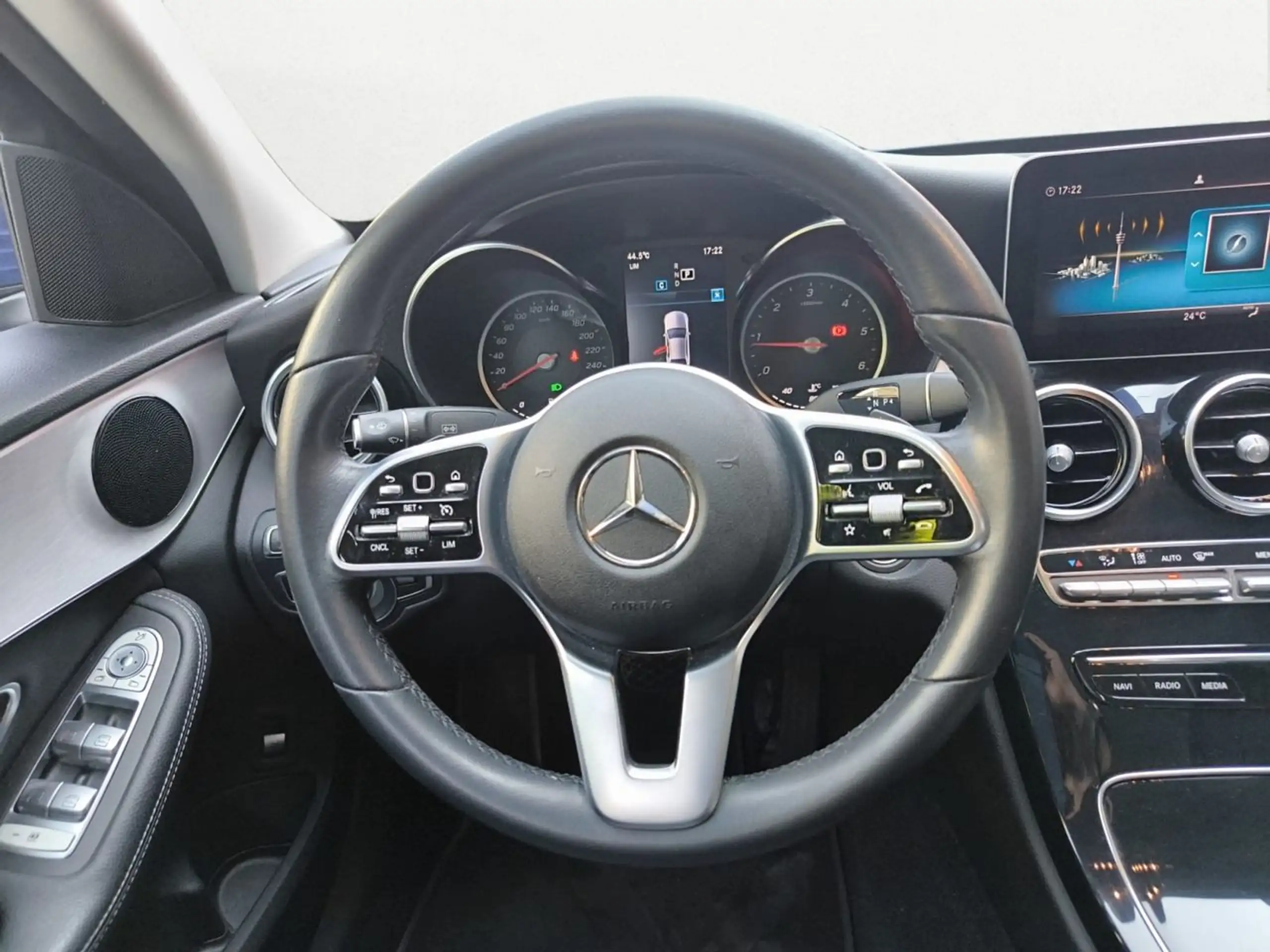 Mercedes-Benz - C 220