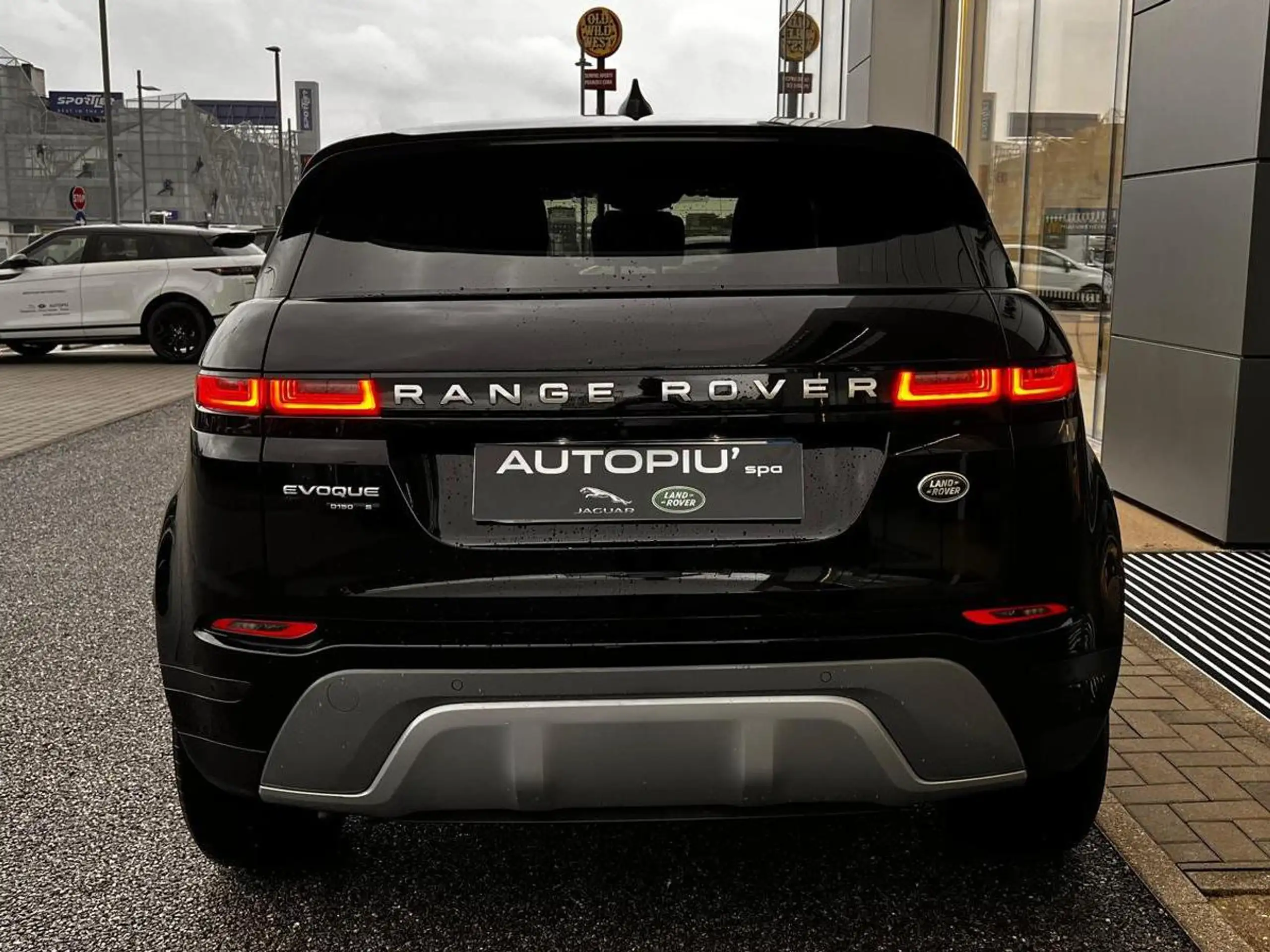 Land Rover - Range Rover Evoque