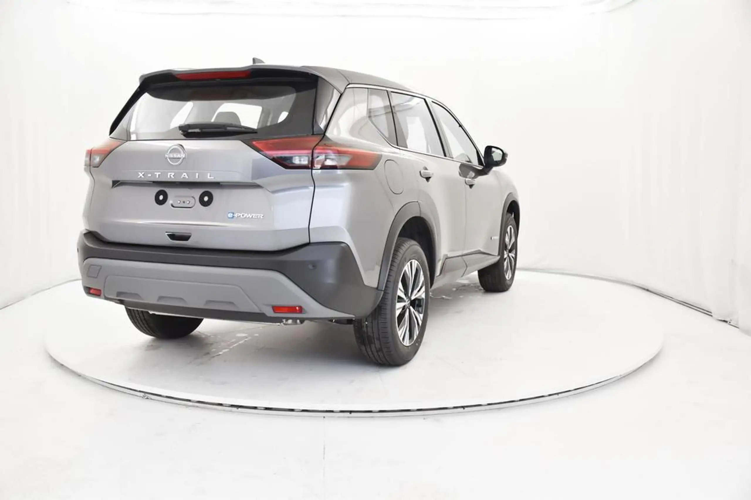 Nissan - X-Trail