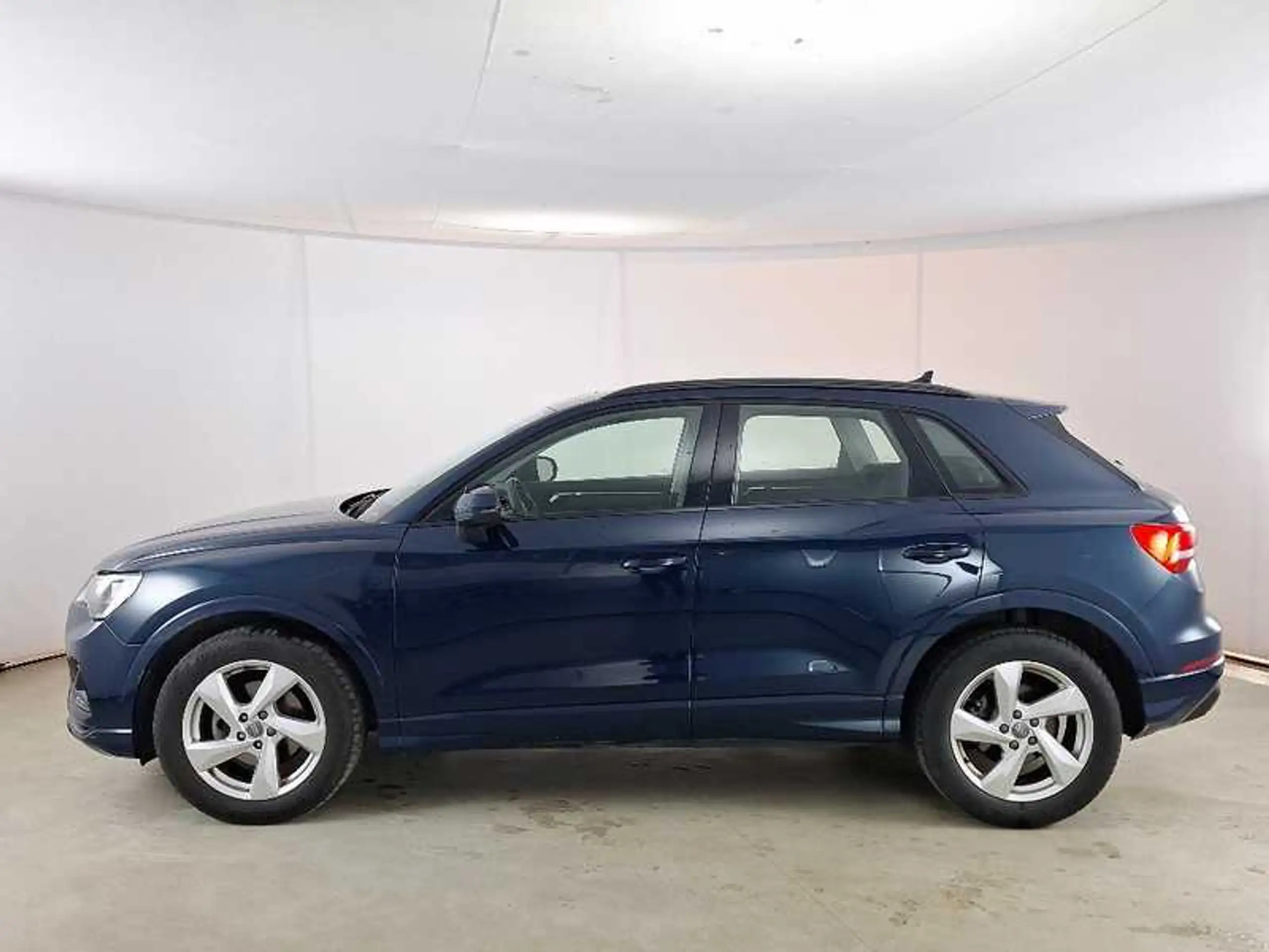 Audi - Q3