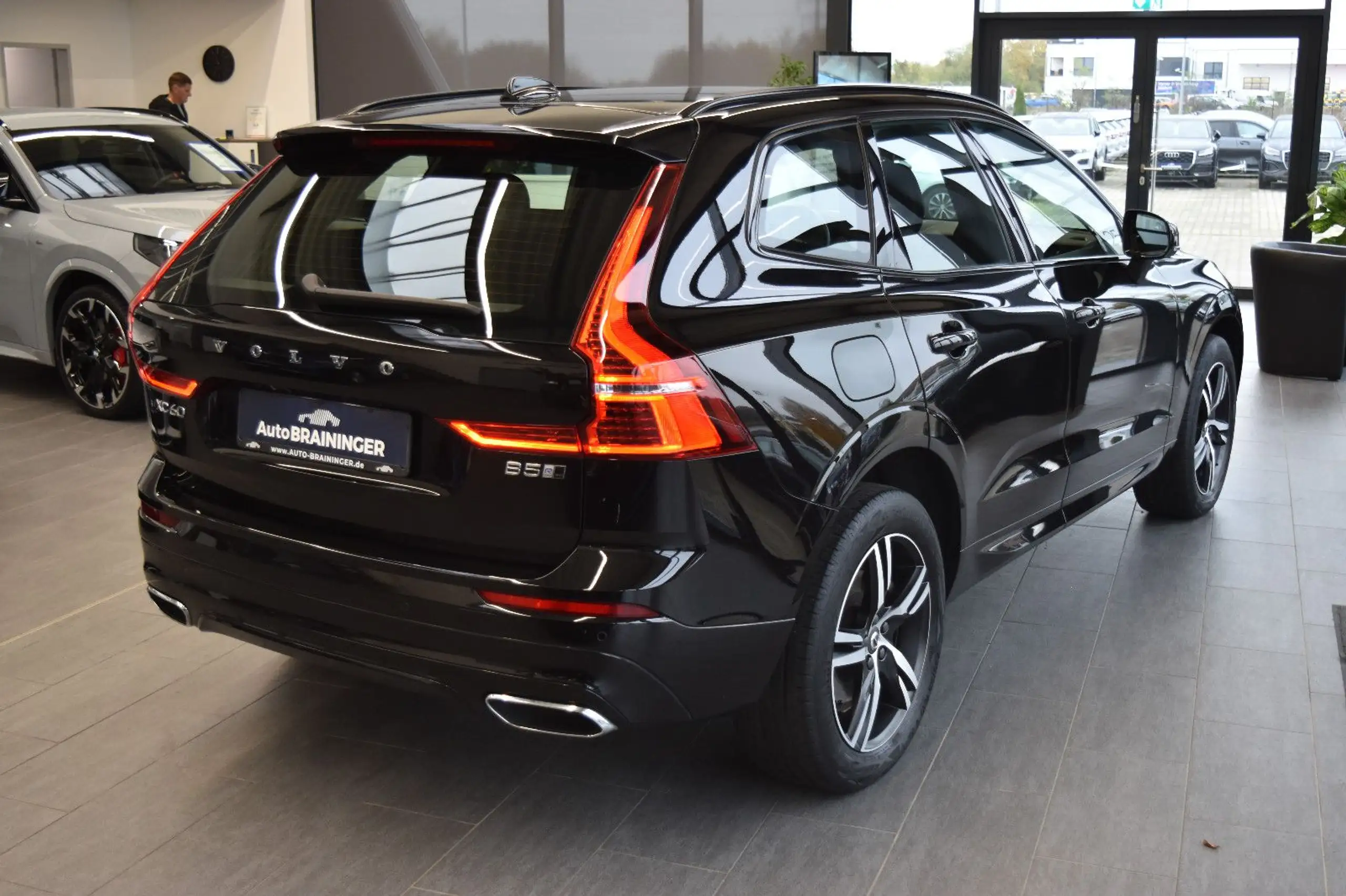 Volvo - XC60