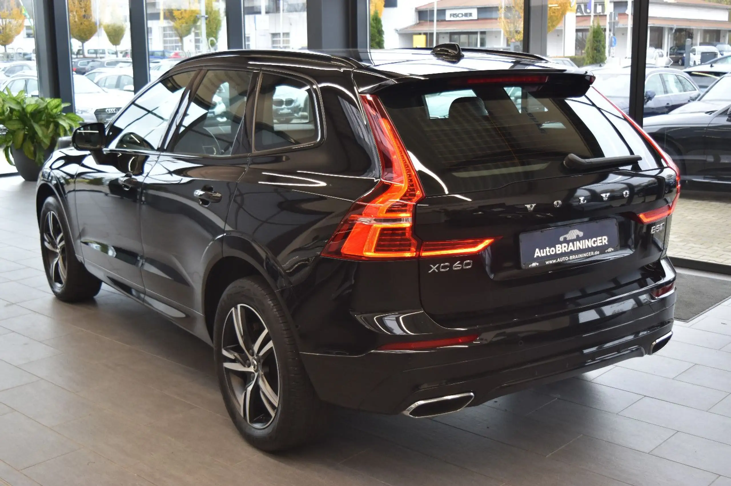 Volvo - XC60