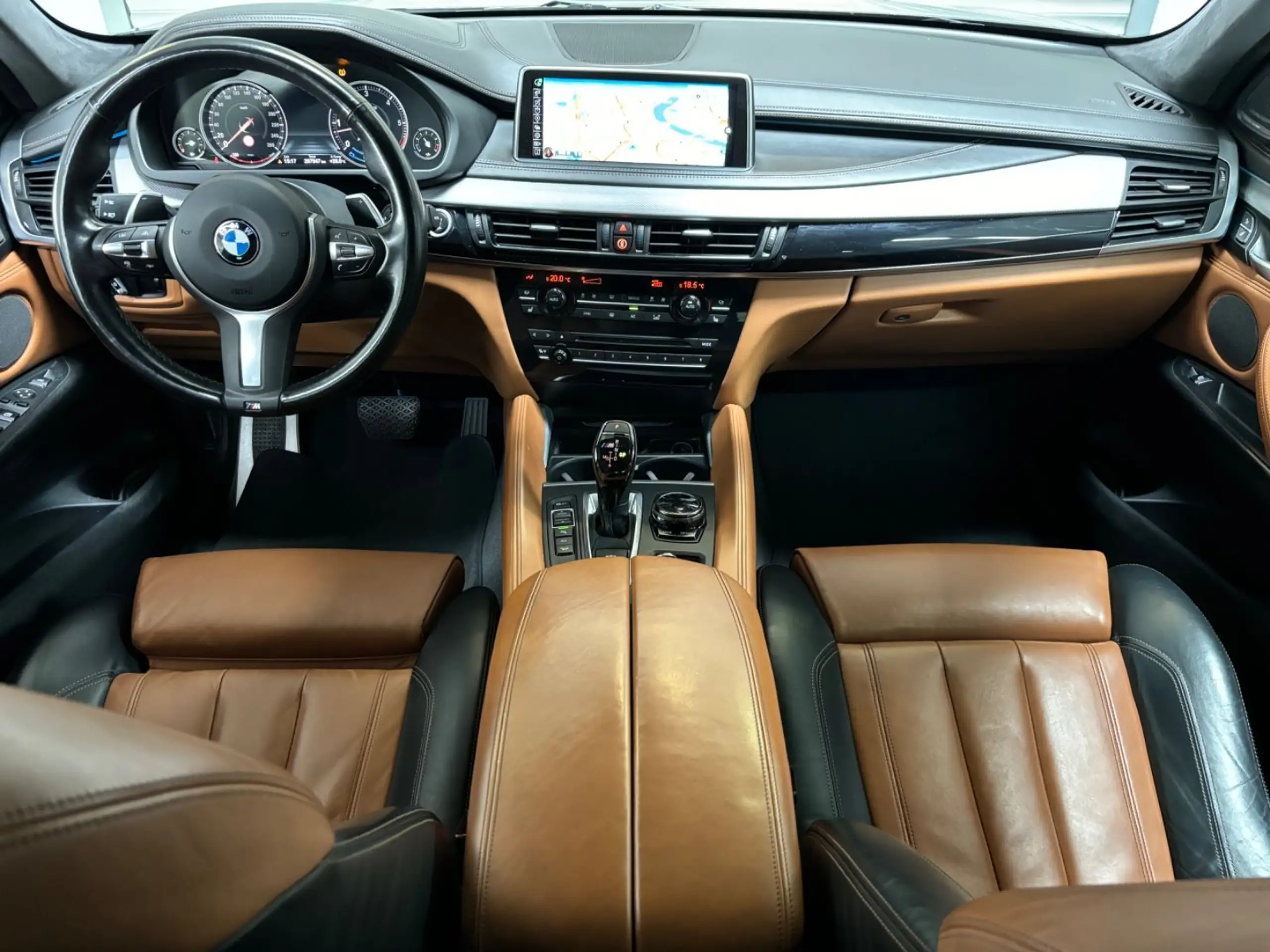 BMW - X6