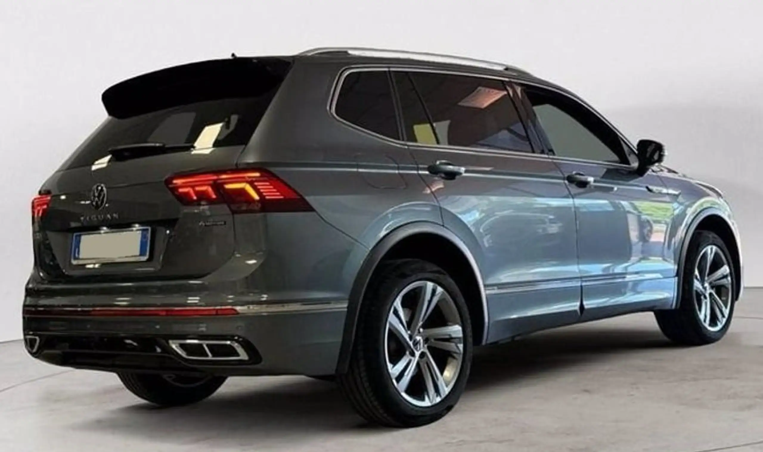 Volkswagen - Tiguan