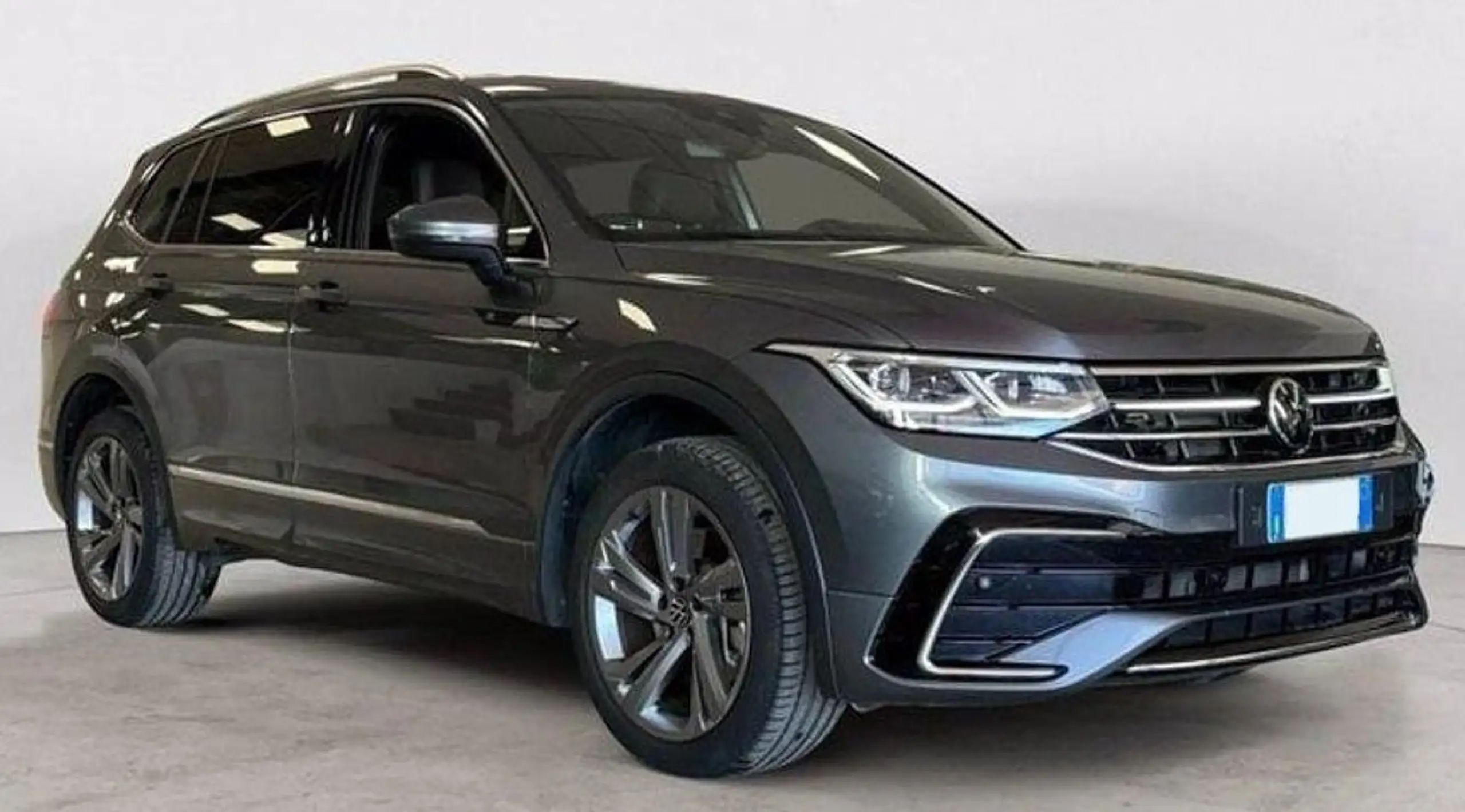 Volkswagen - Tiguan