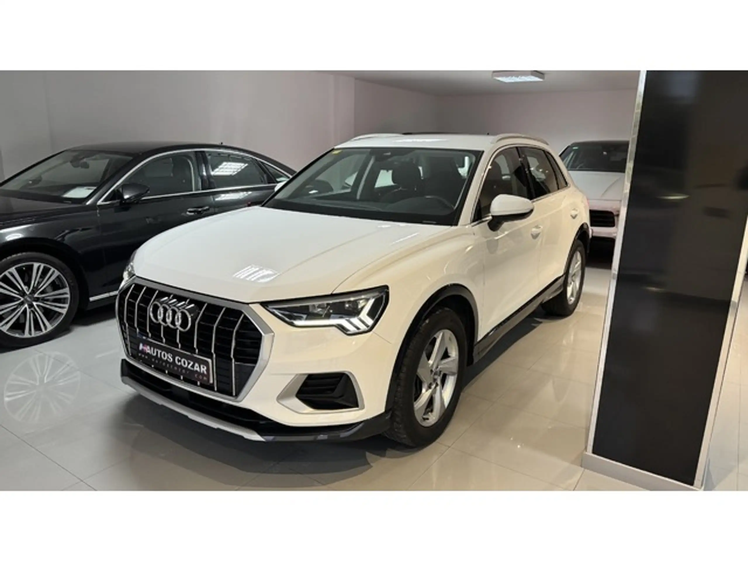 Audi - Q3