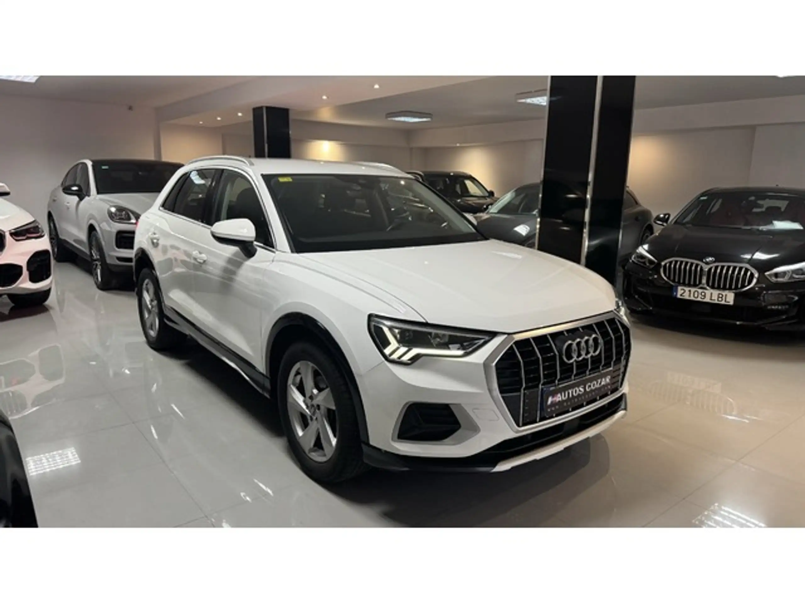 Audi - Q3