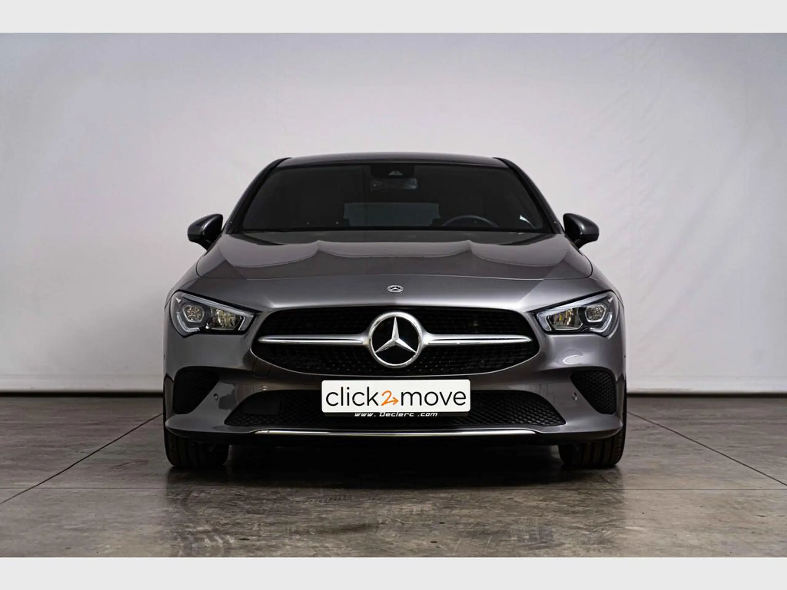 Mercedes-Benz - CLA 200