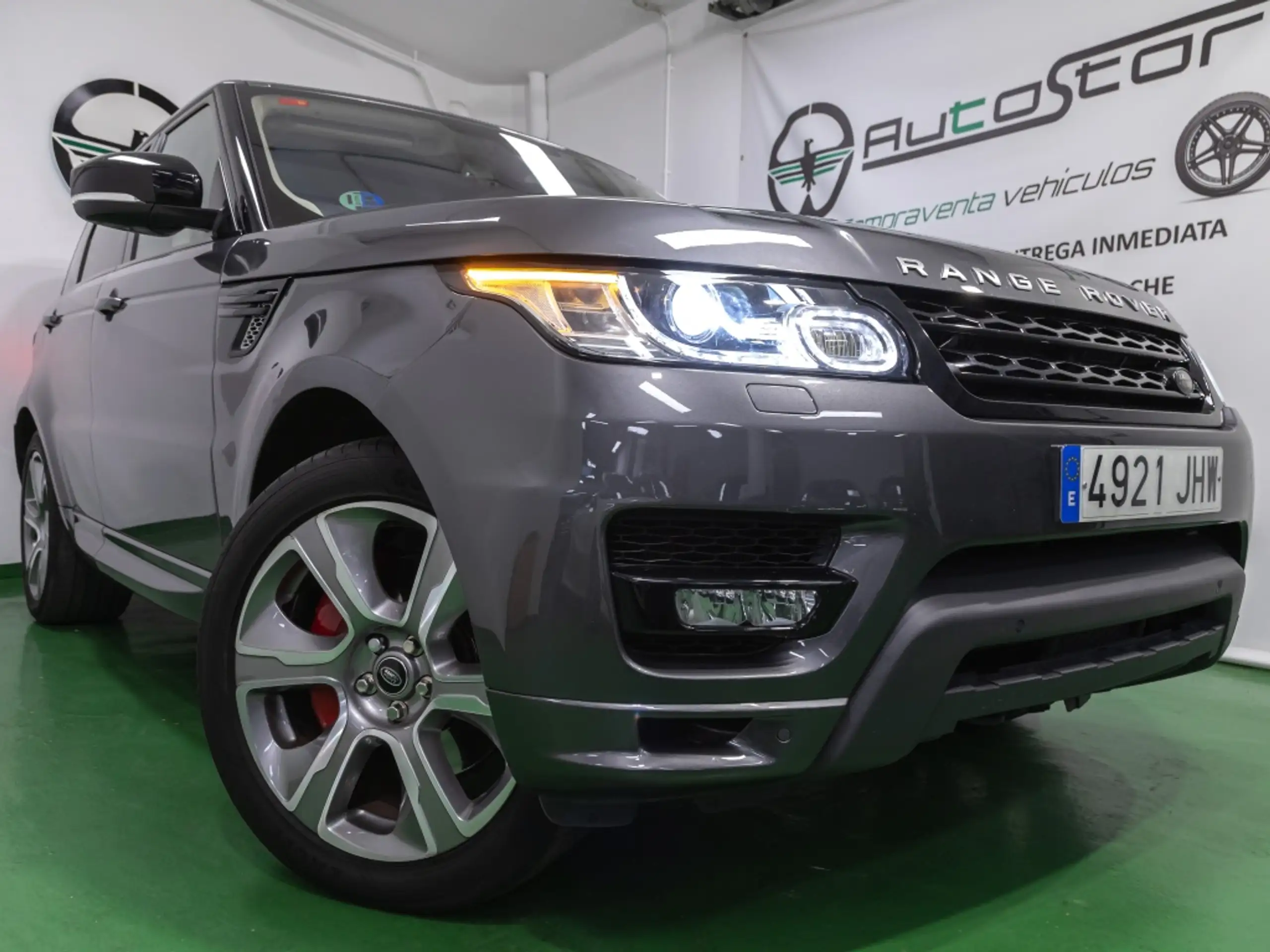 Land Rover - Range Rover Sport