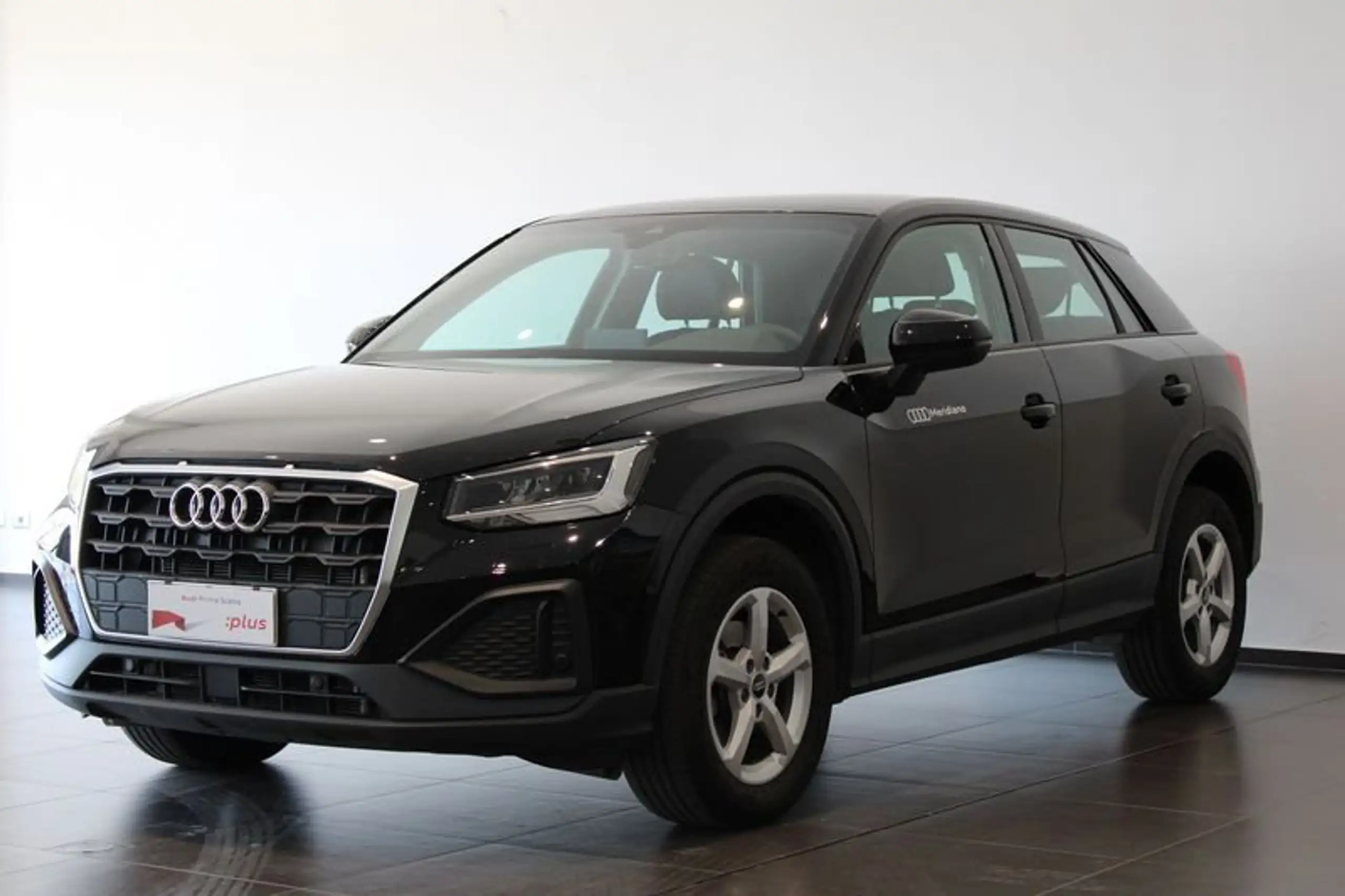 Audi - Q2