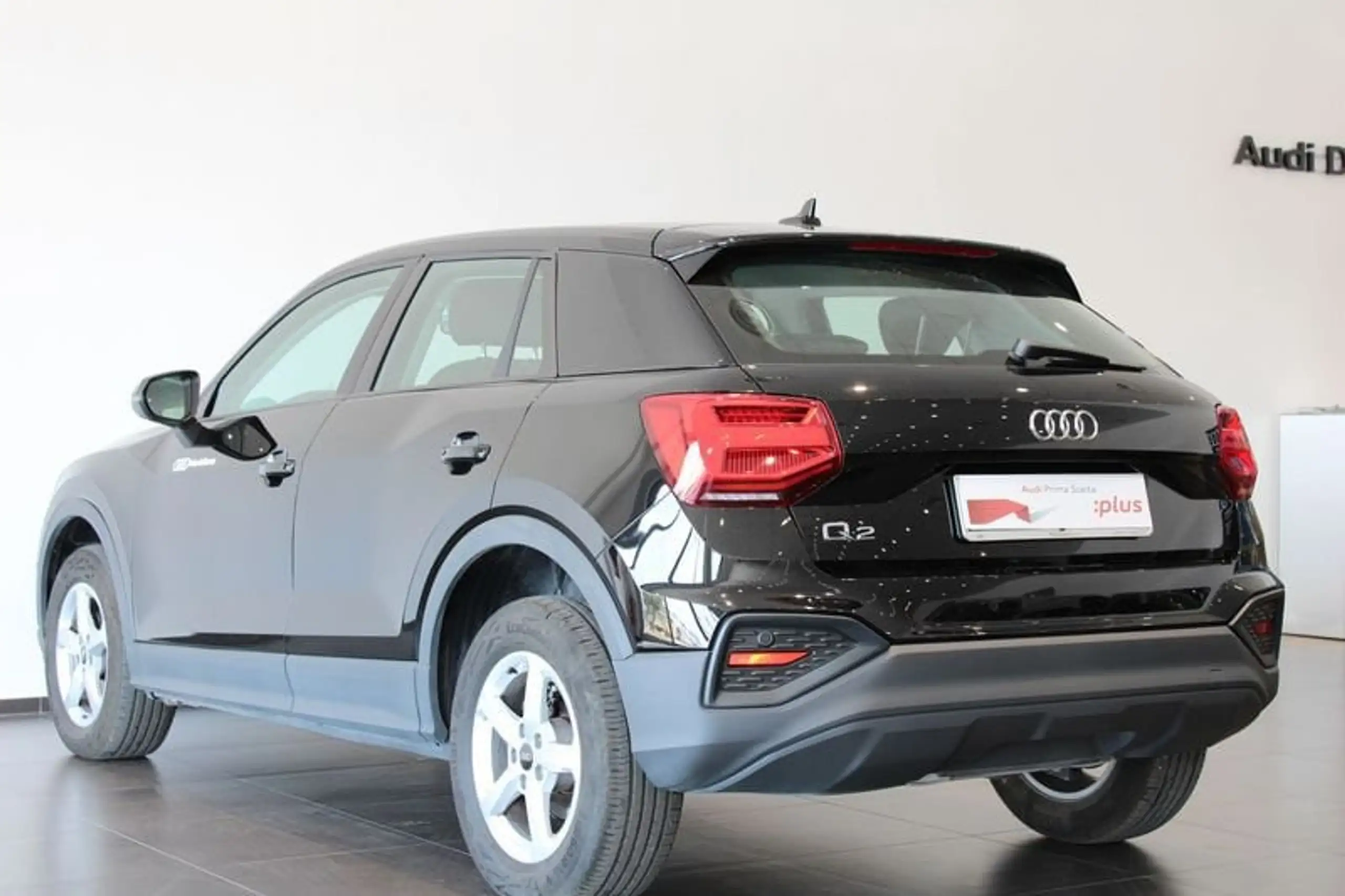 Audi - Q2