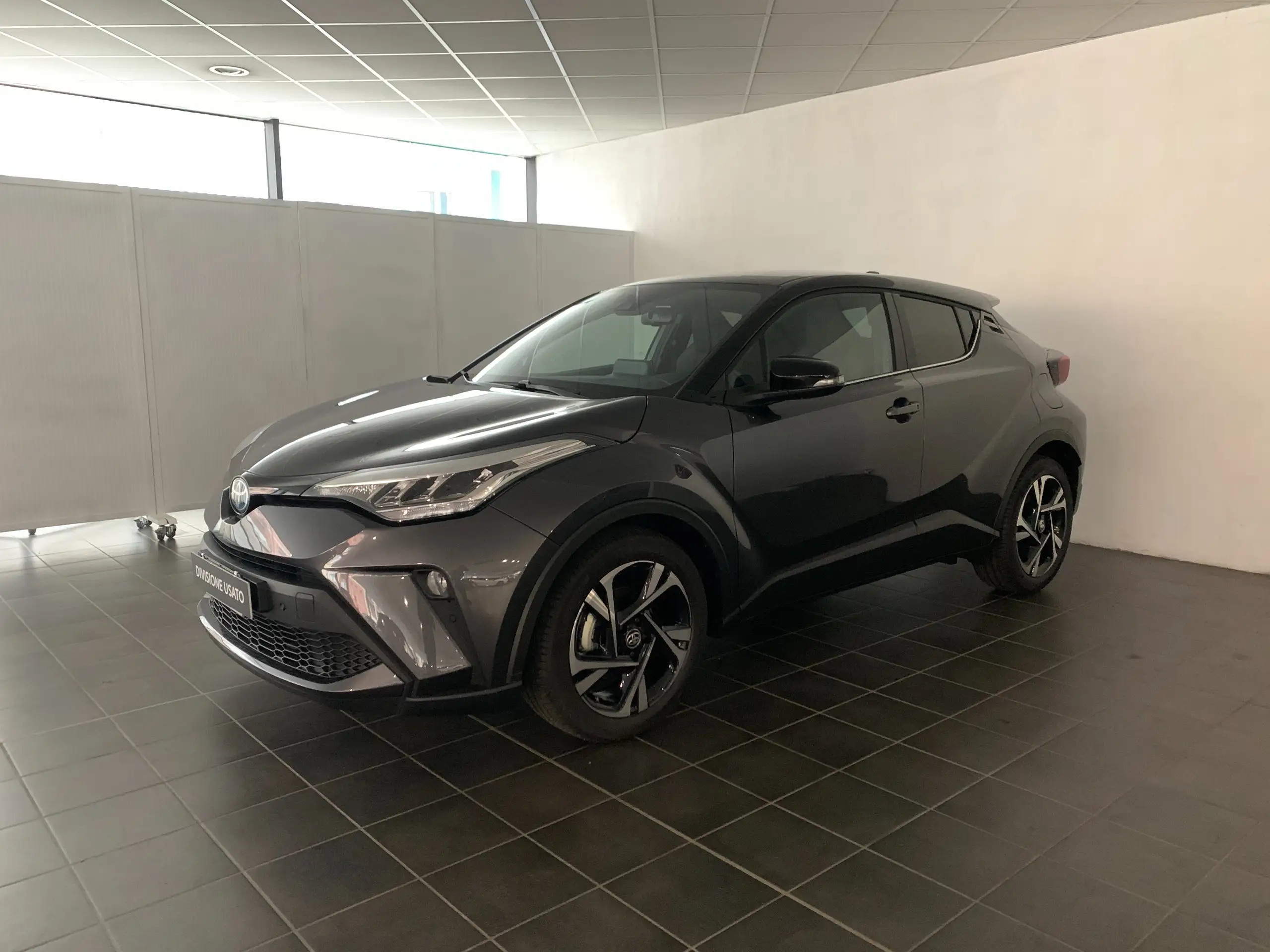 Toyota - C-HR