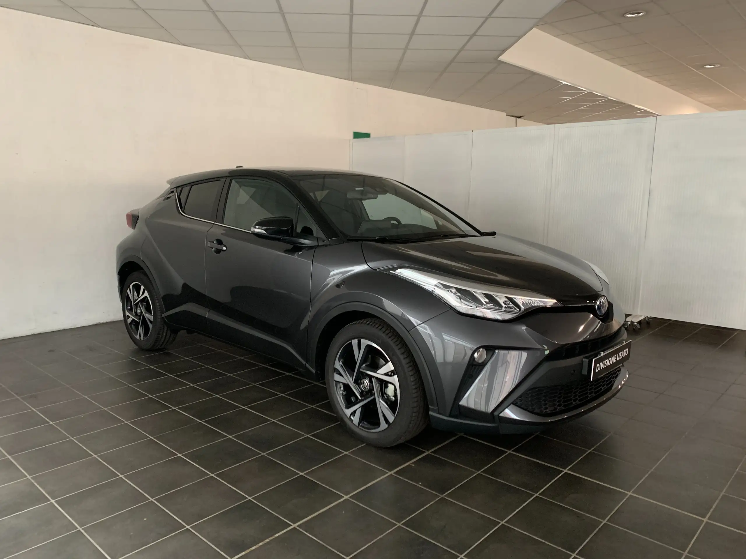 Toyota - C-HR