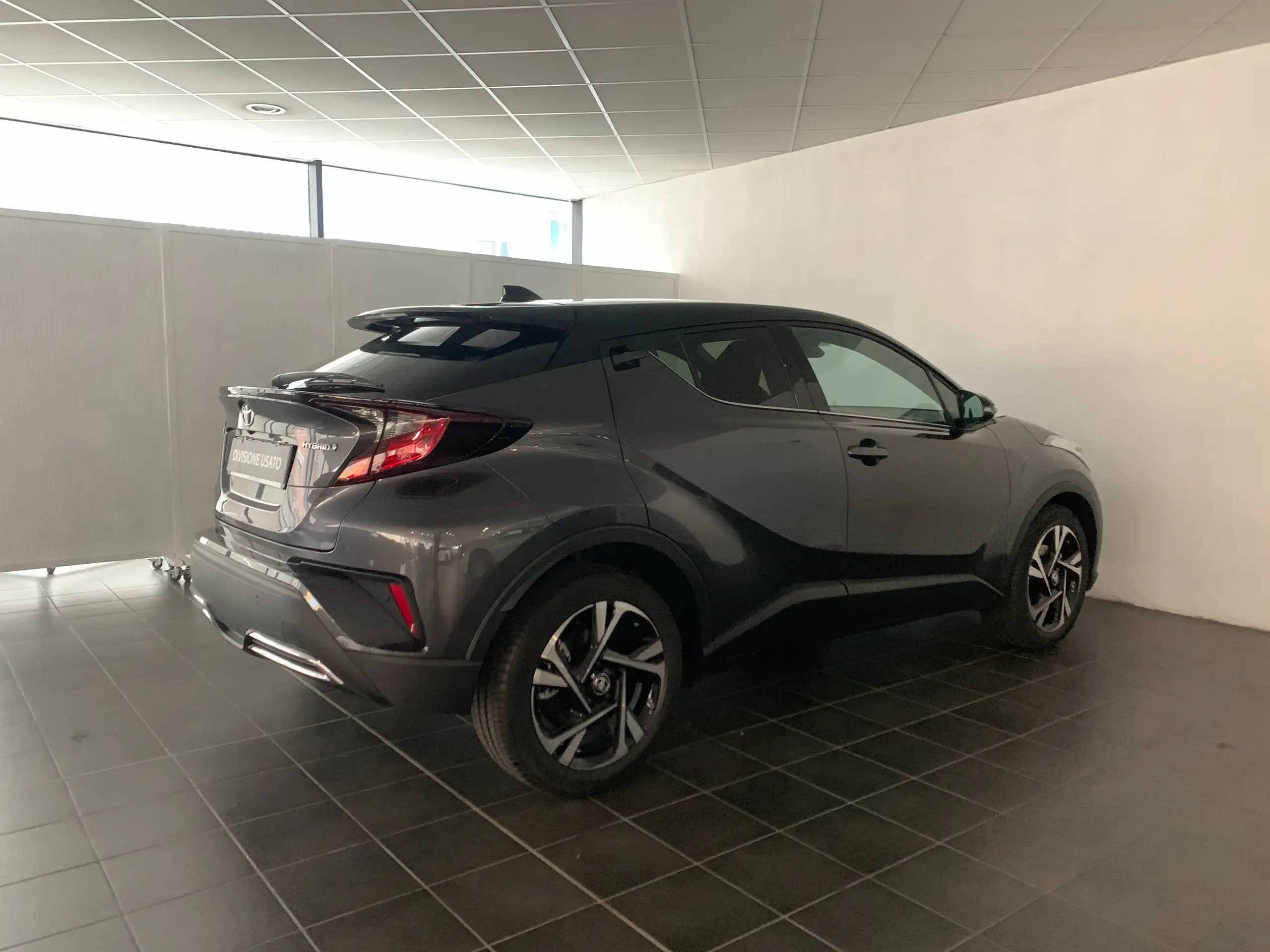 Toyota - C-HR