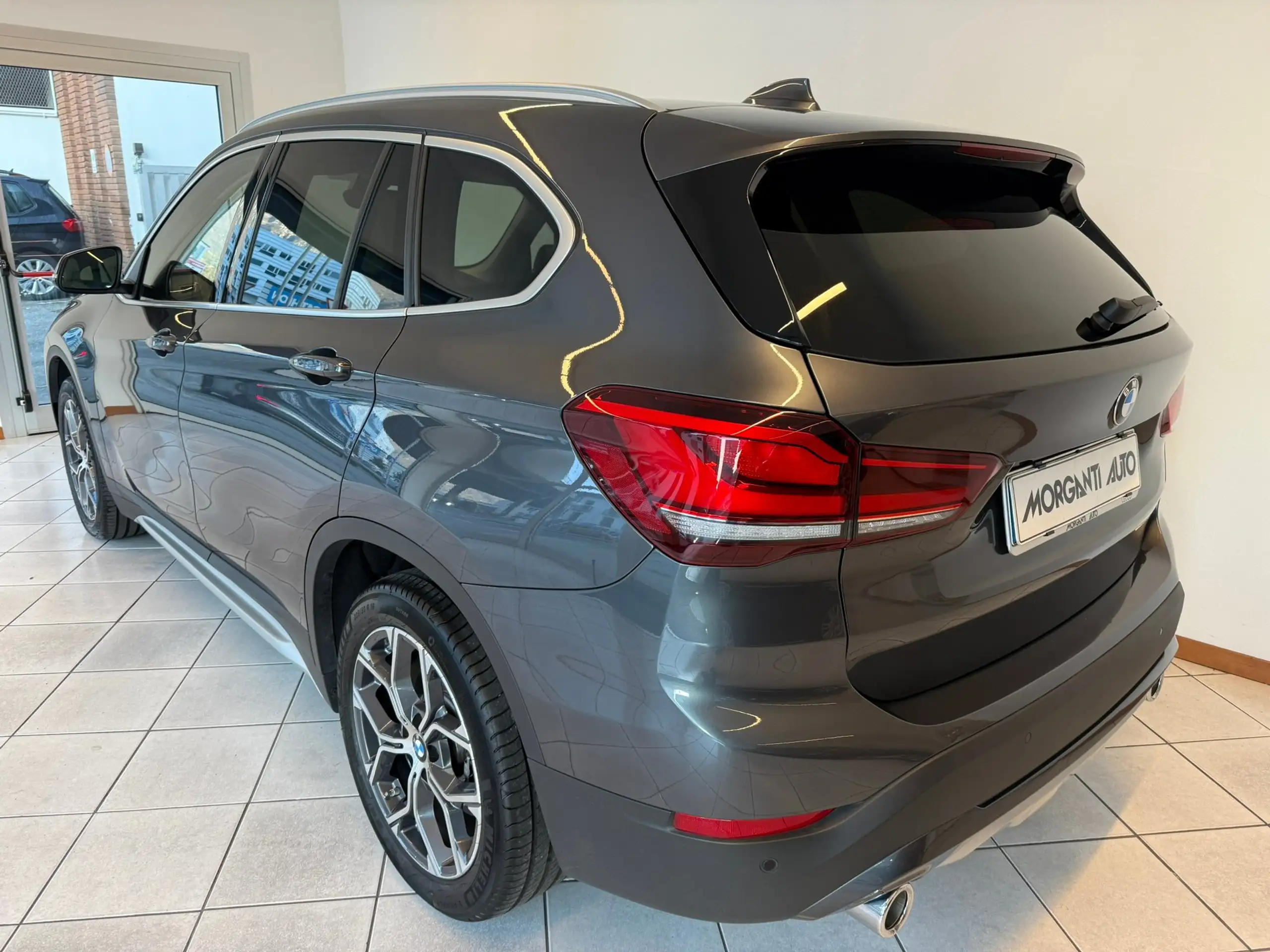 BMW - X1